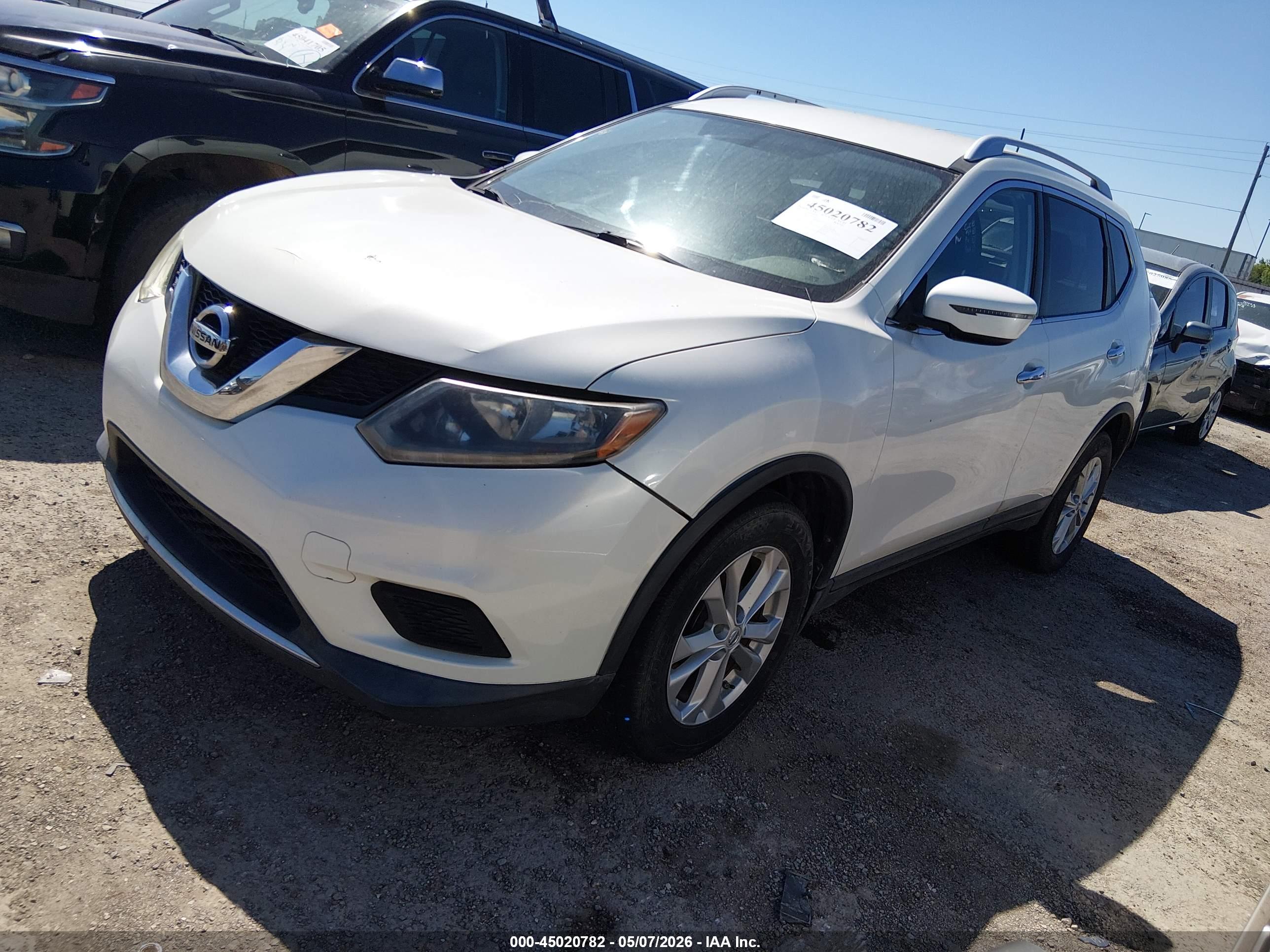 NISSAN ROGUE image 2