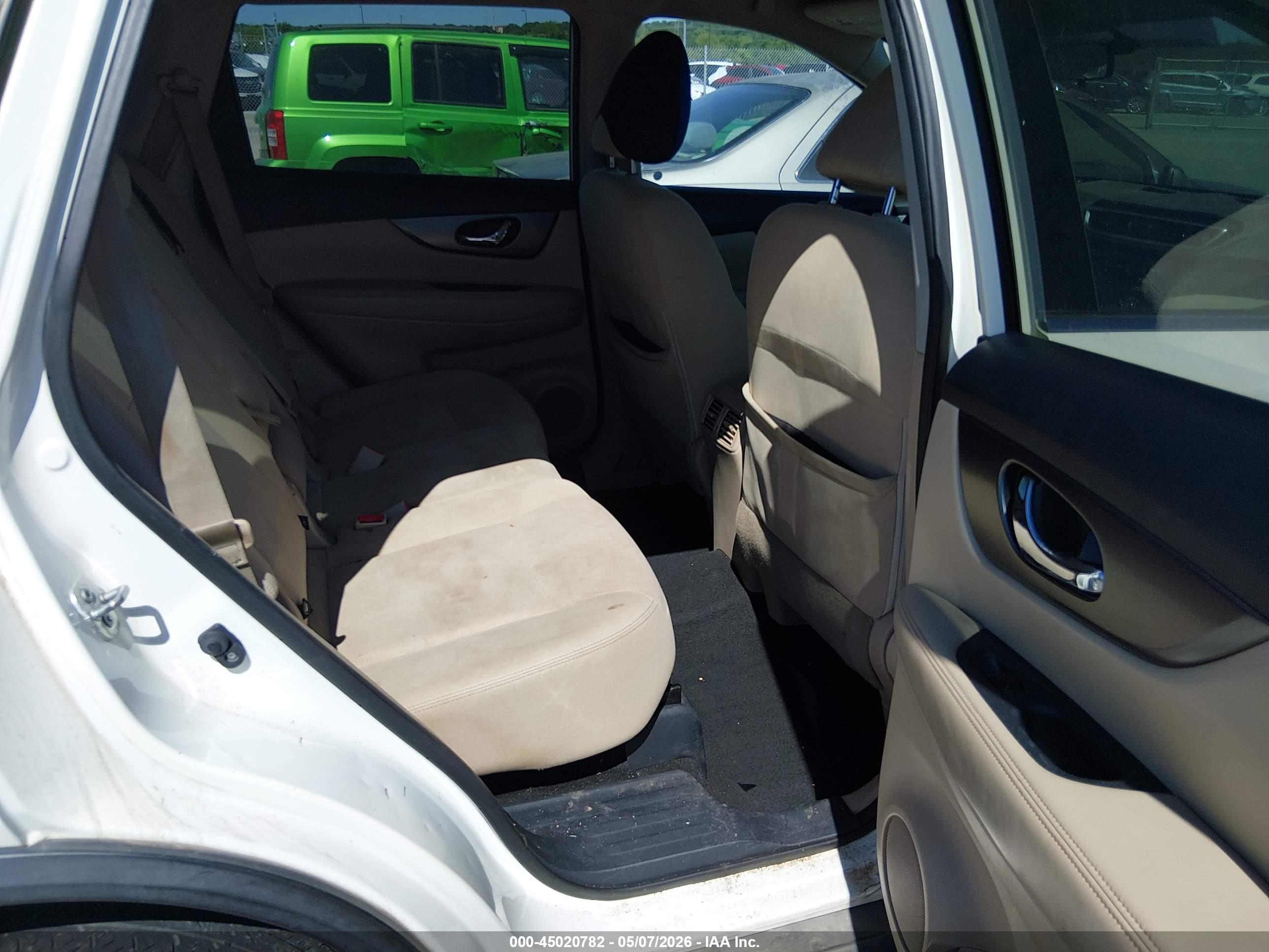 NISSAN ROGUE image 8