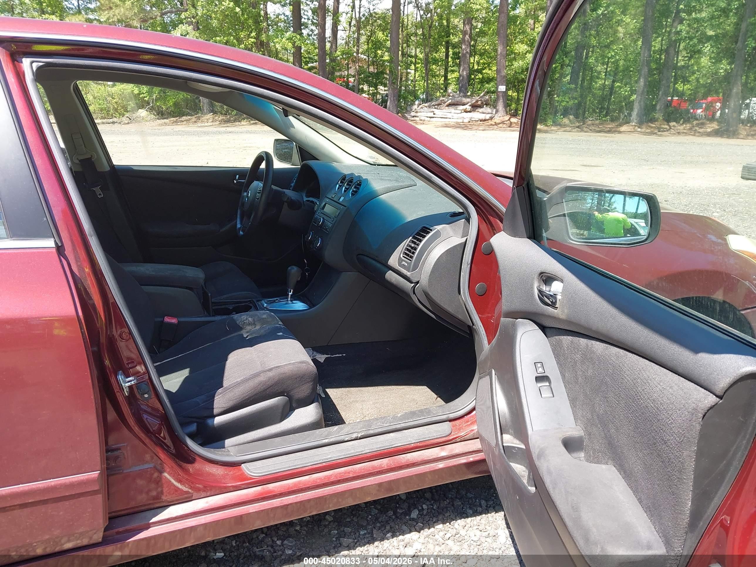 NISSAN ALTIMA image 5