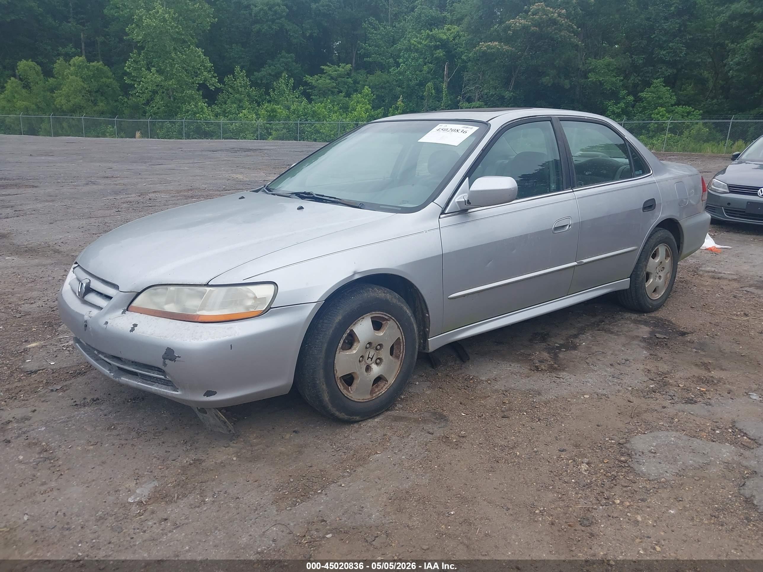 HONDA ACCORD image 2