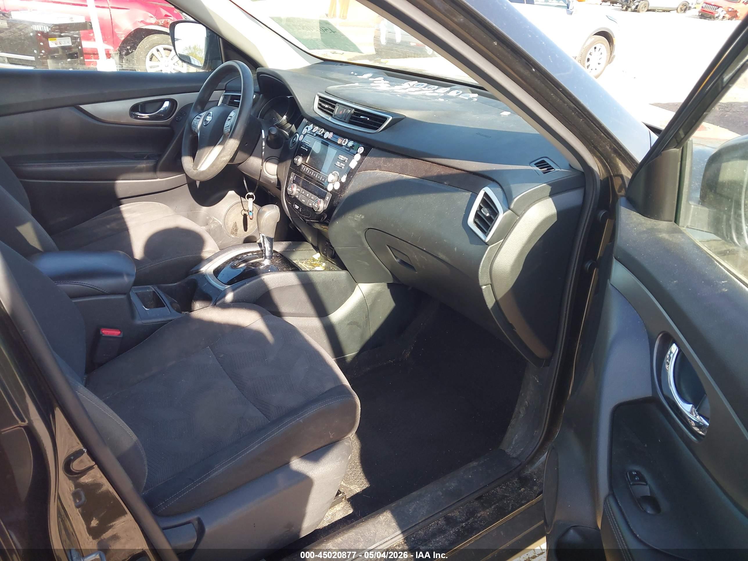 NISSAN ROGUE image 5