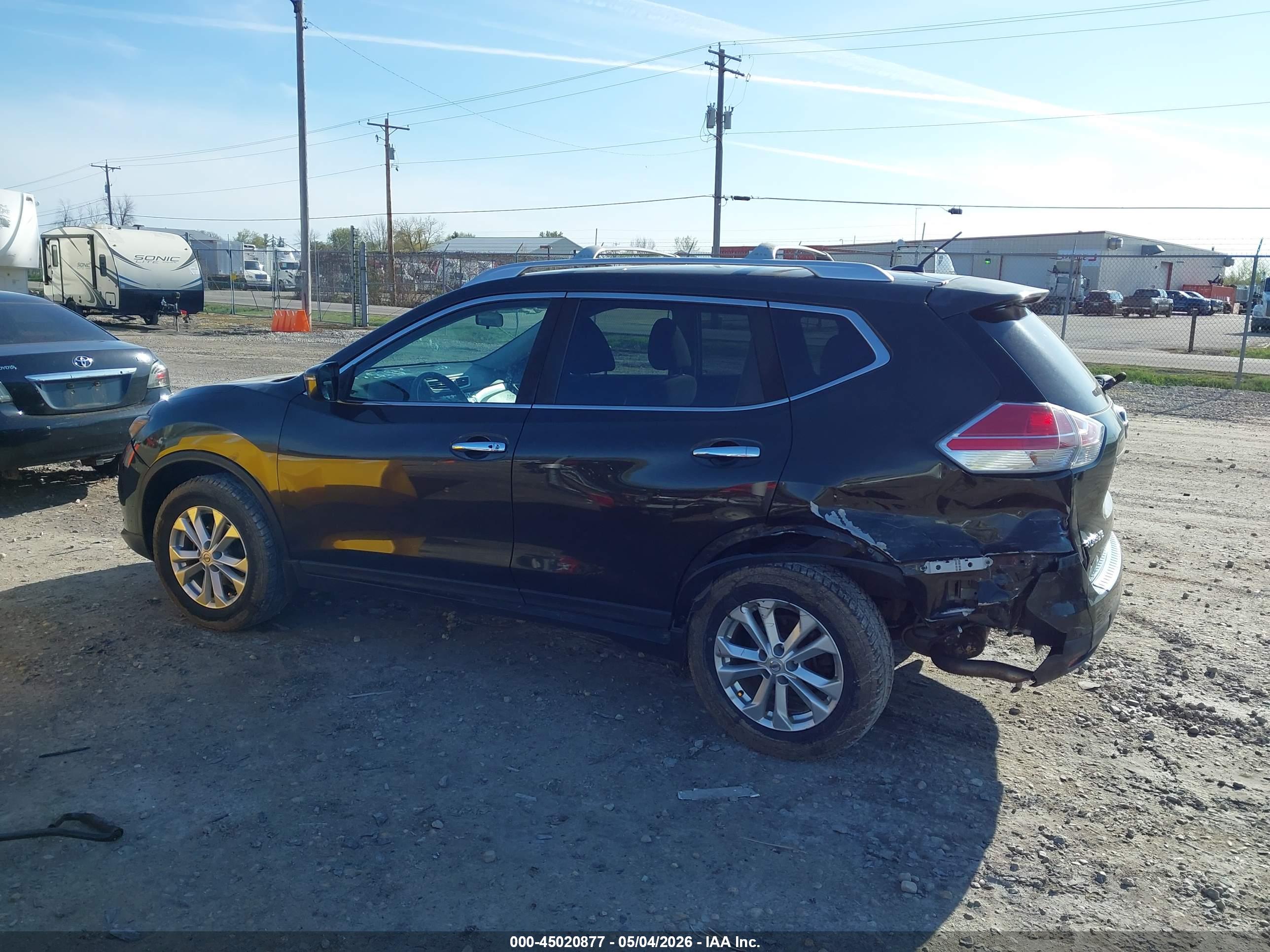 NISSAN ROGUE image 6