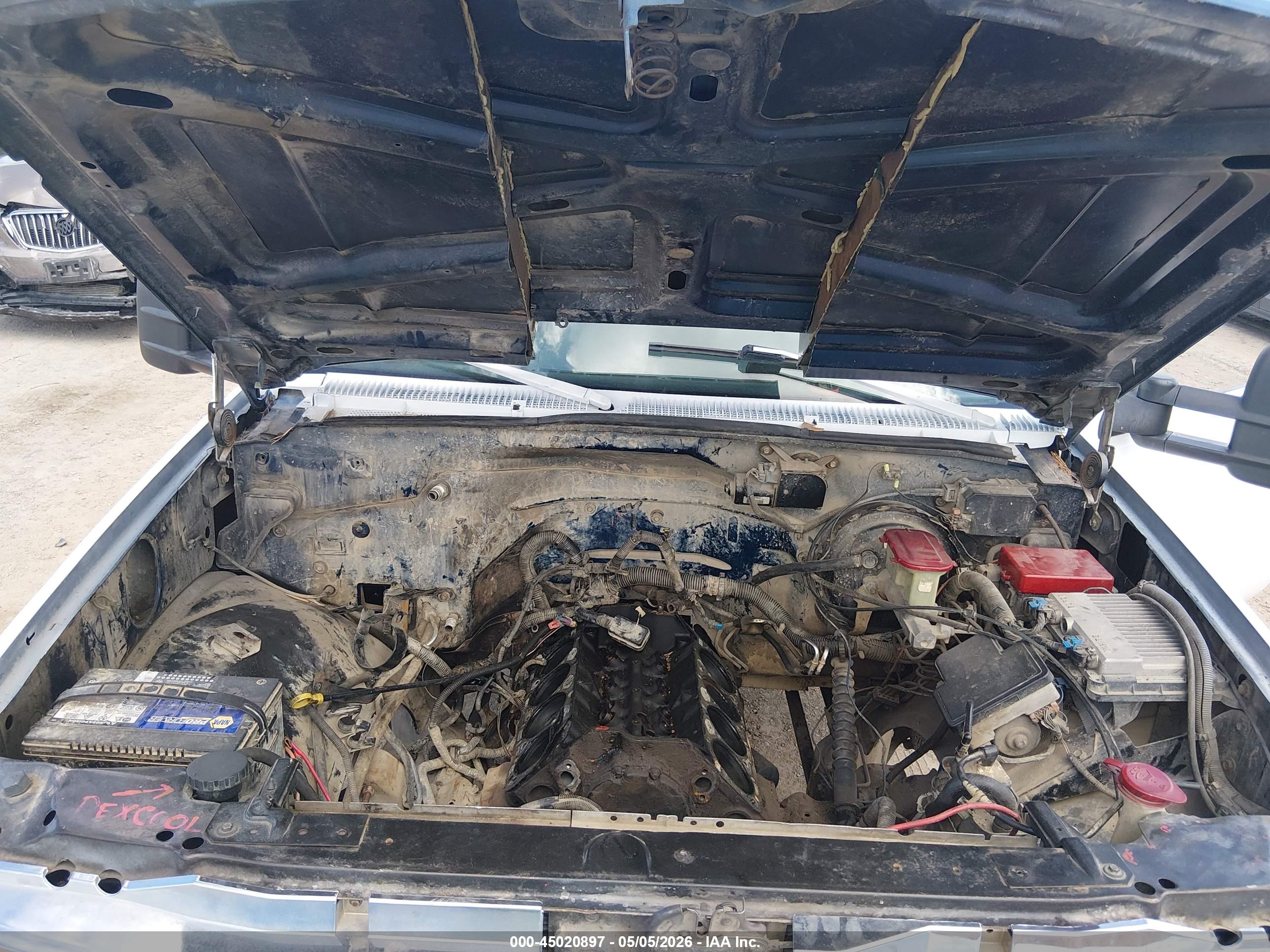 CHEVROLET K2500 image 10