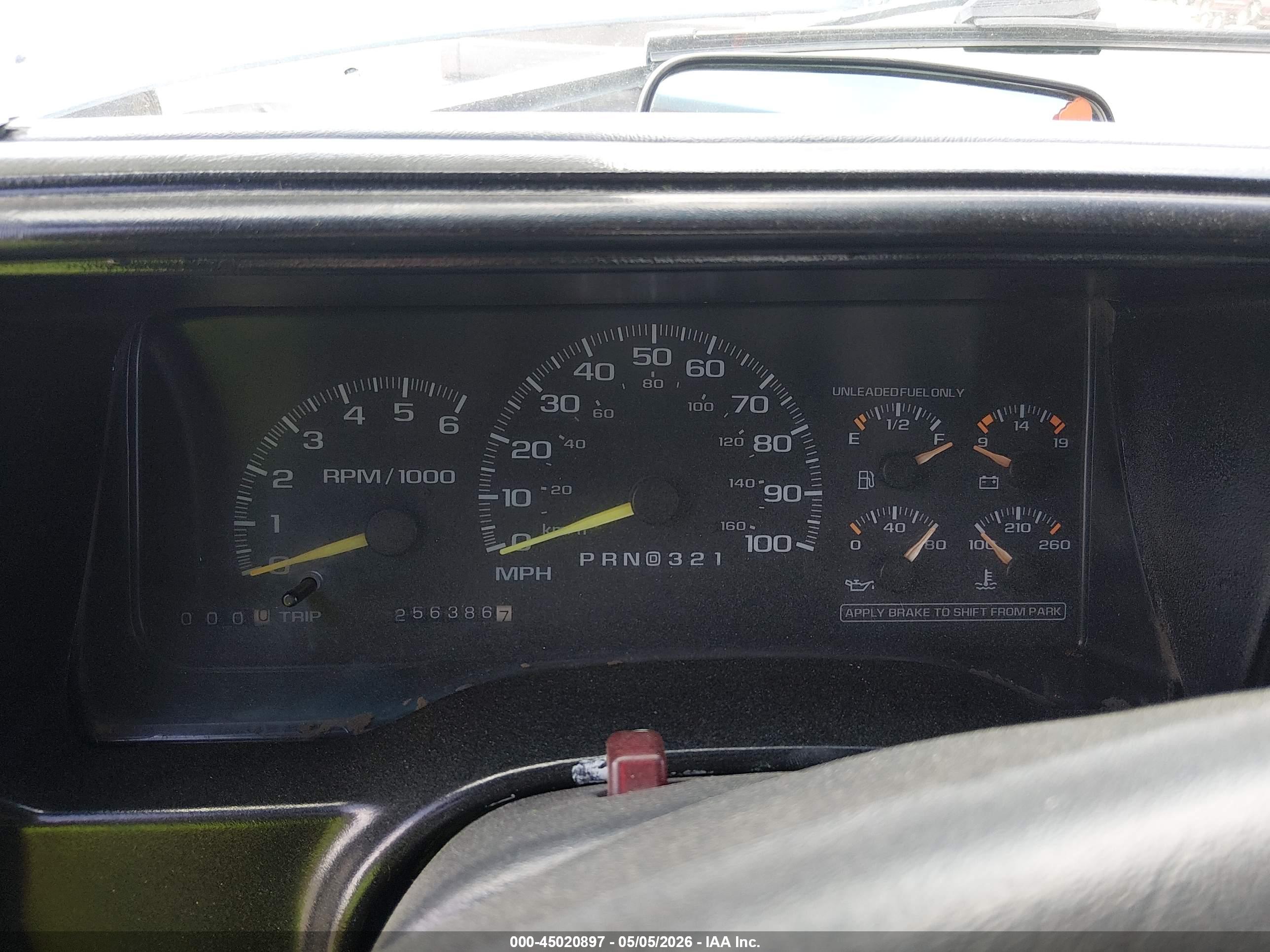 CHEVROLET K2500 image 7