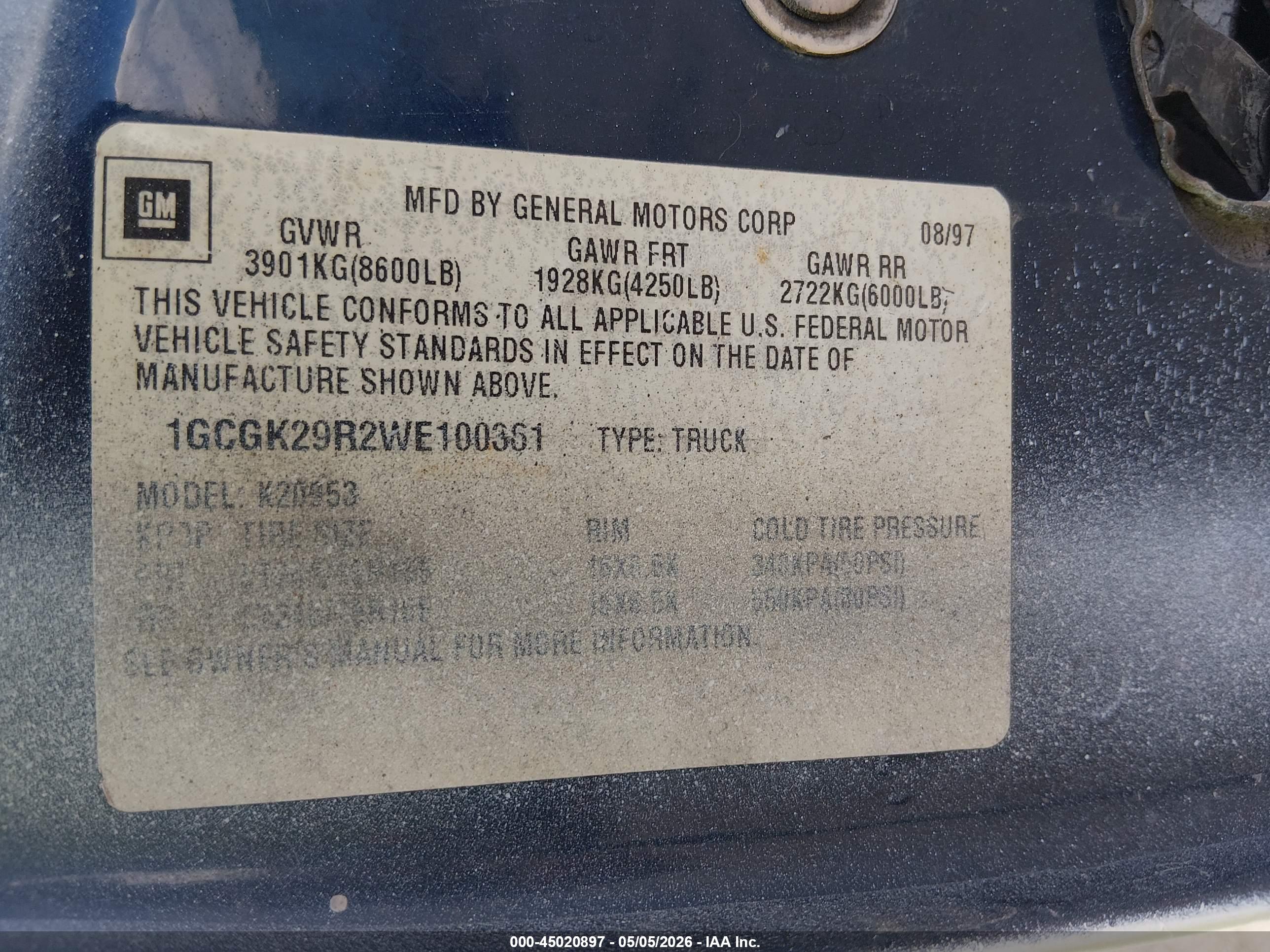 CHEVROLET K2500 image 9