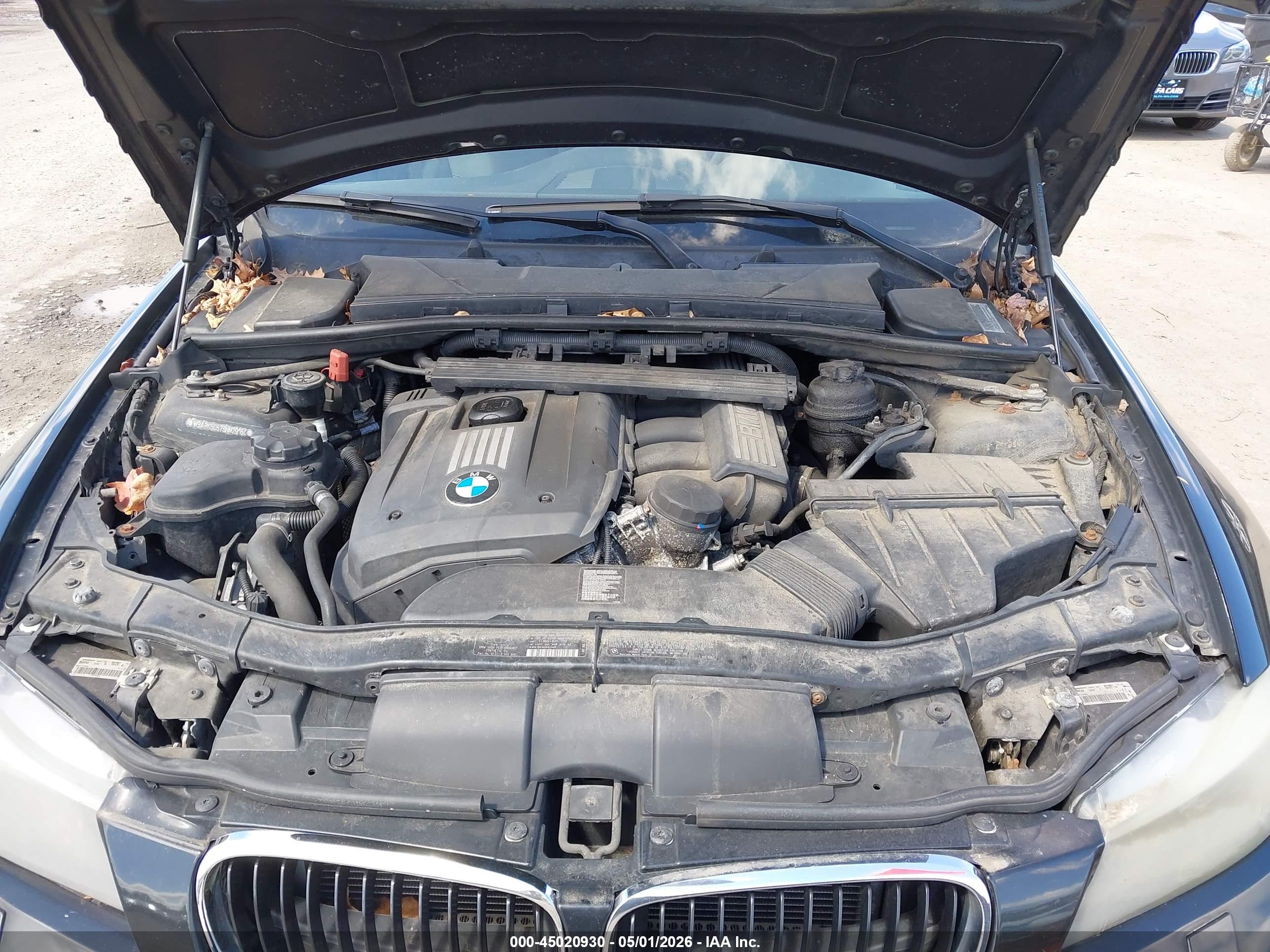 BMW 328I image 10