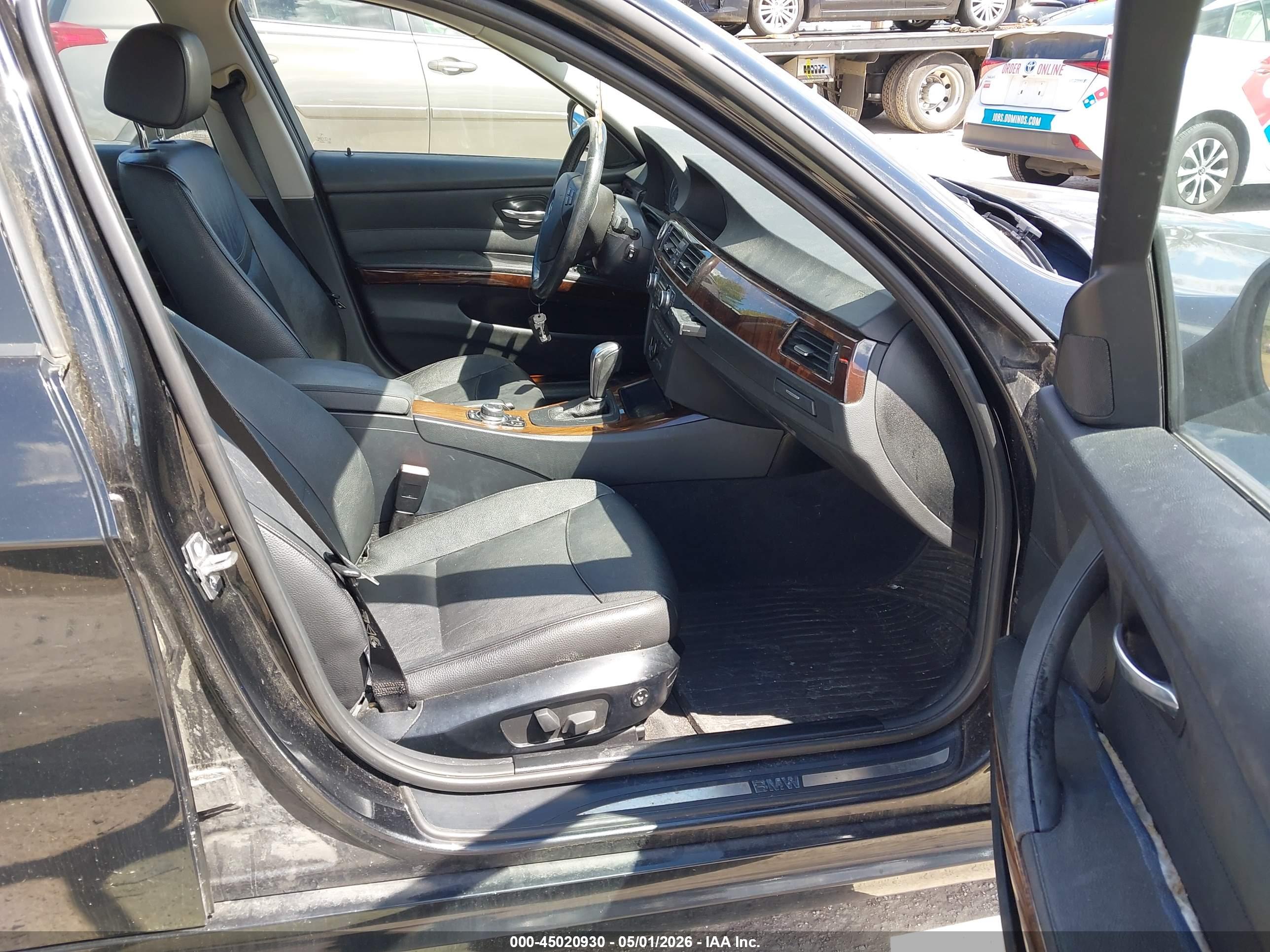 BMW 328I image 5