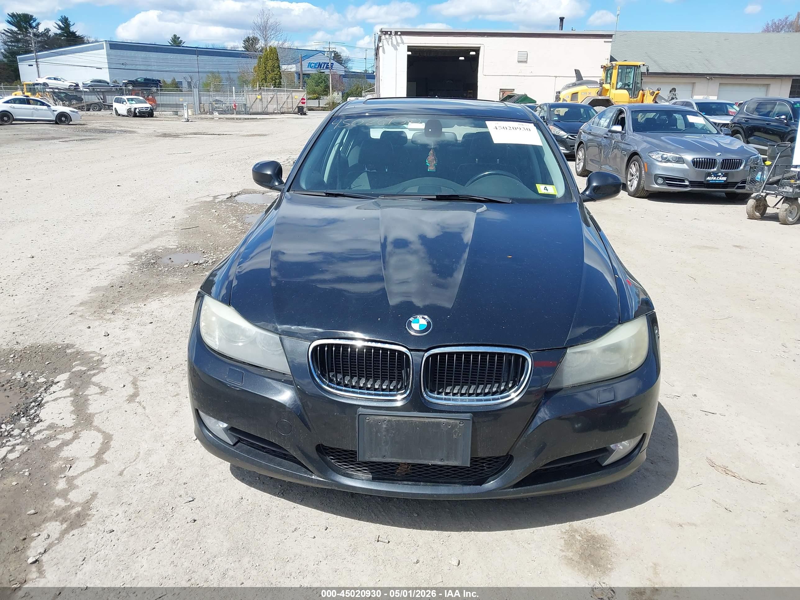 BMW 328I image 6