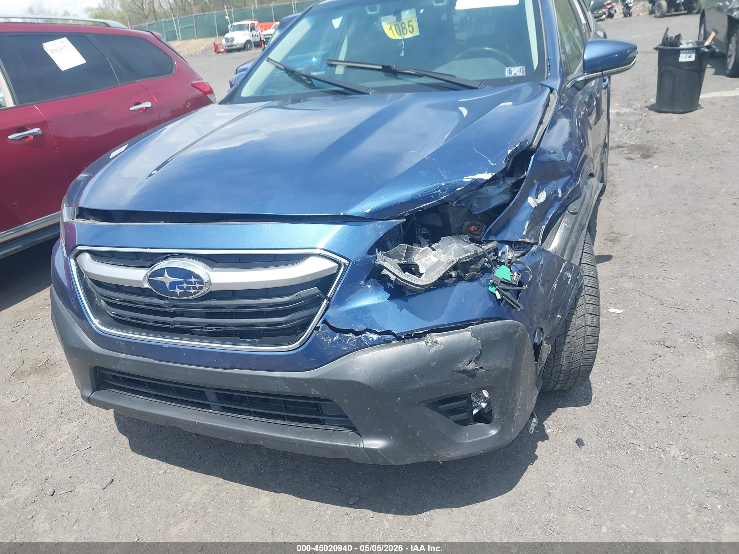 SUBARU OUTBACK image 6