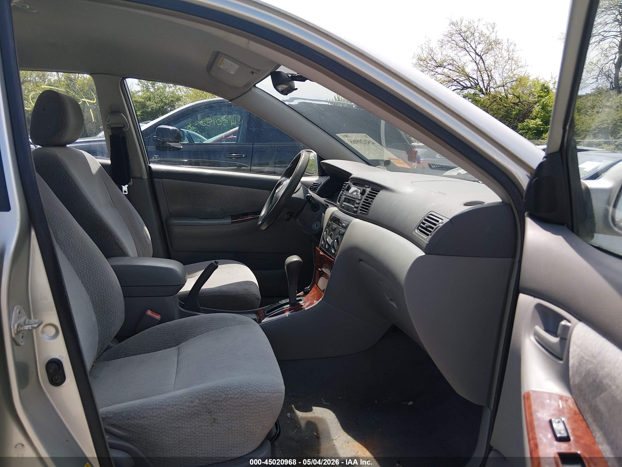 TOYOTA COROLLA image 5