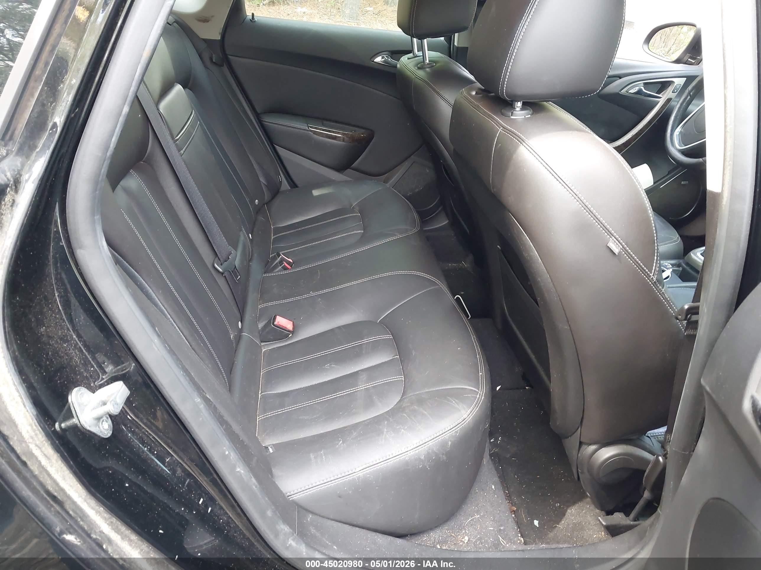 BUICK VERANO image 8