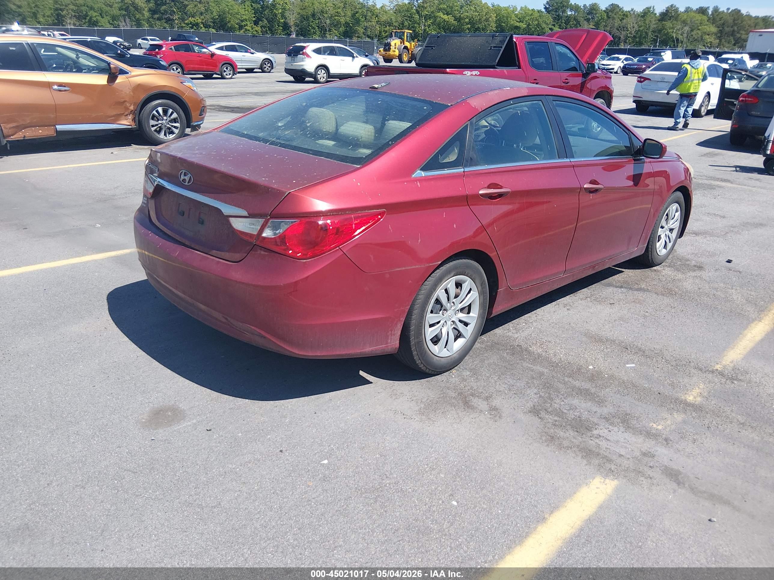 HYUNDAI SONATA image 4
