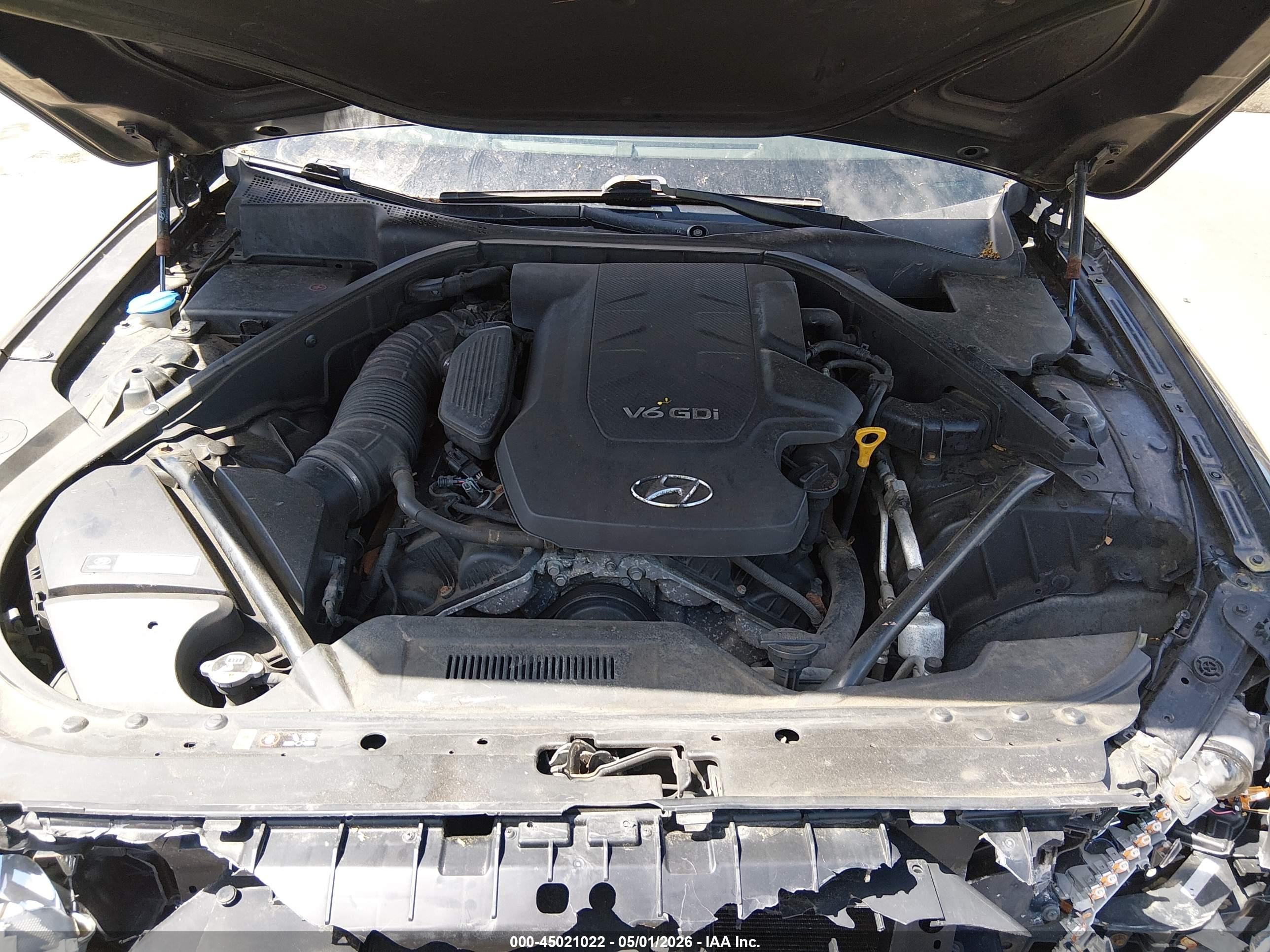 HYUNDAI GENESIS image 10