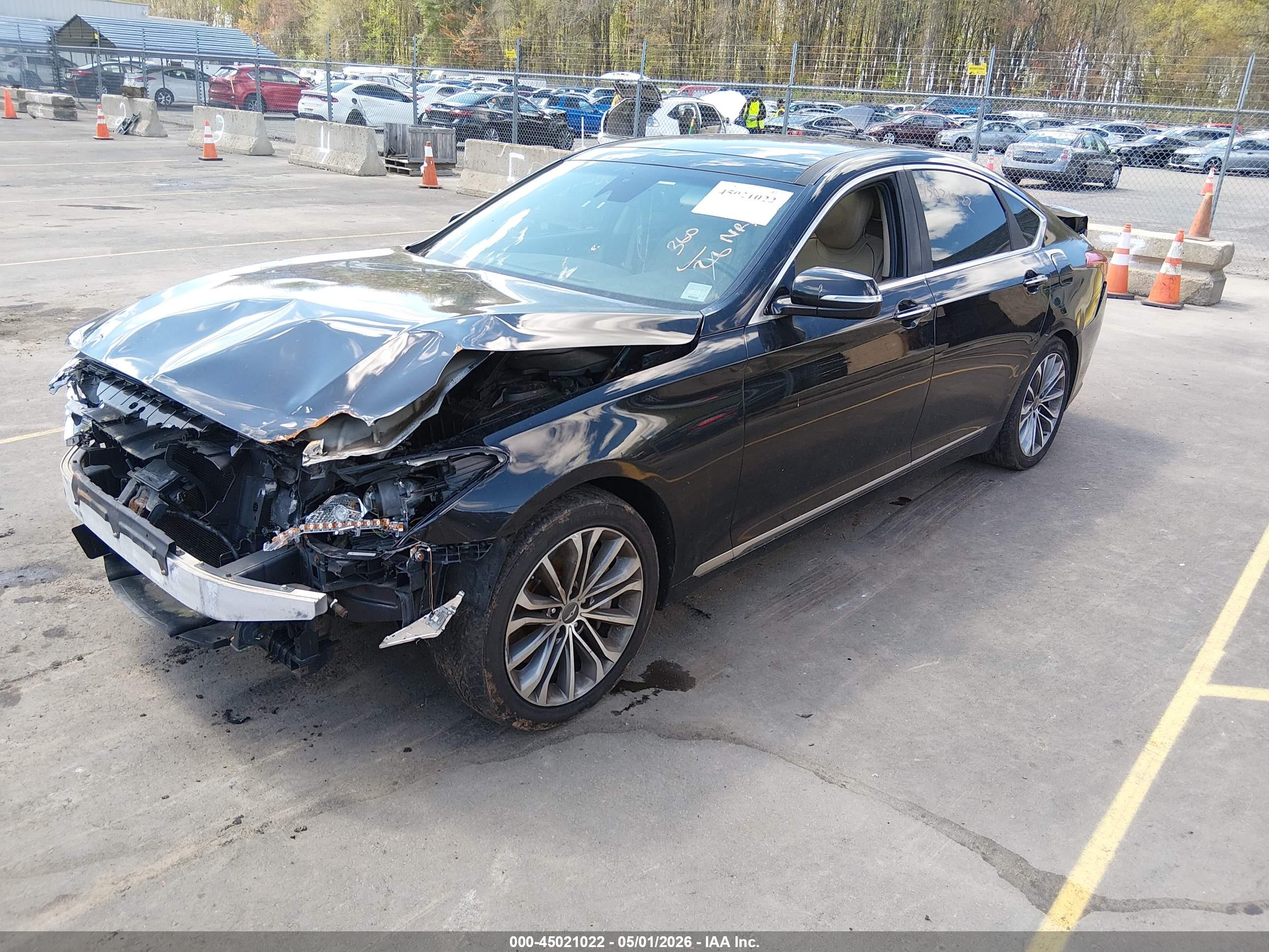 HYUNDAI GENESIS image 2