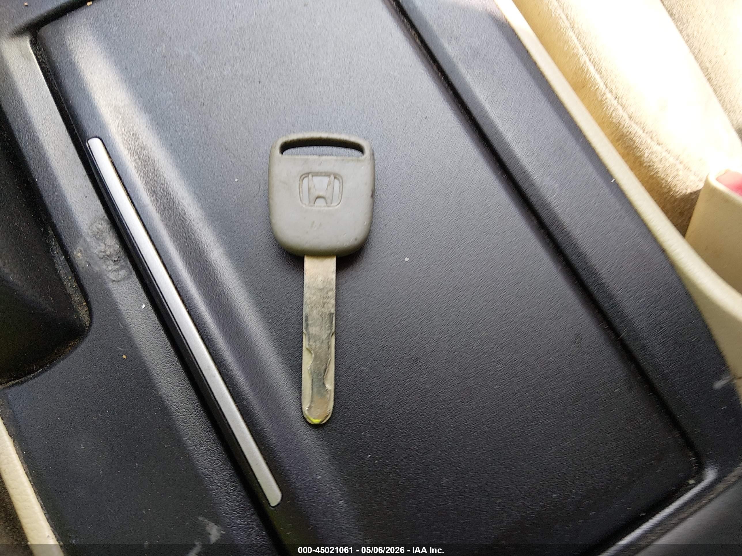 HONDA ACCORD image 11
