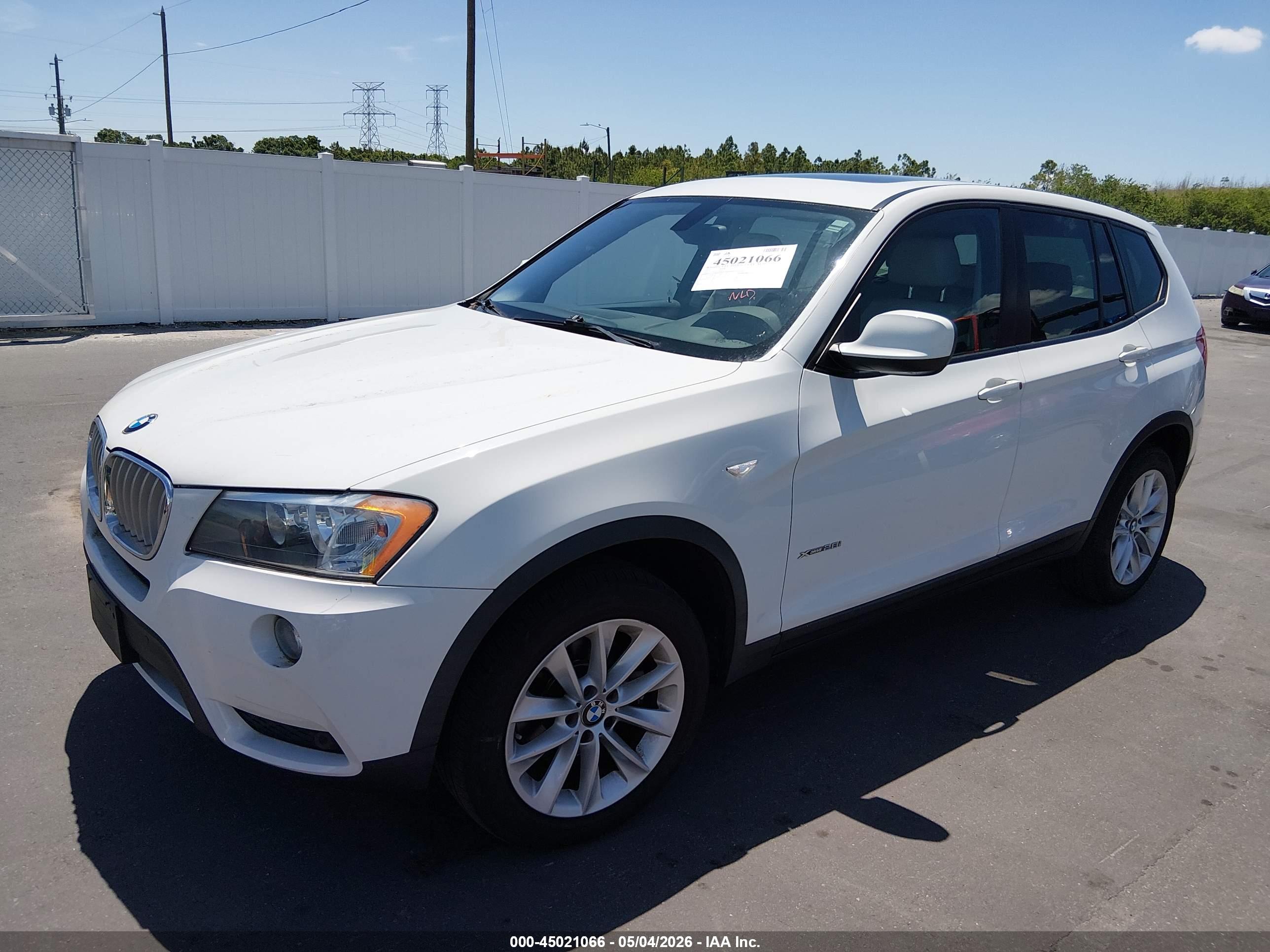 BMW X3 image 2