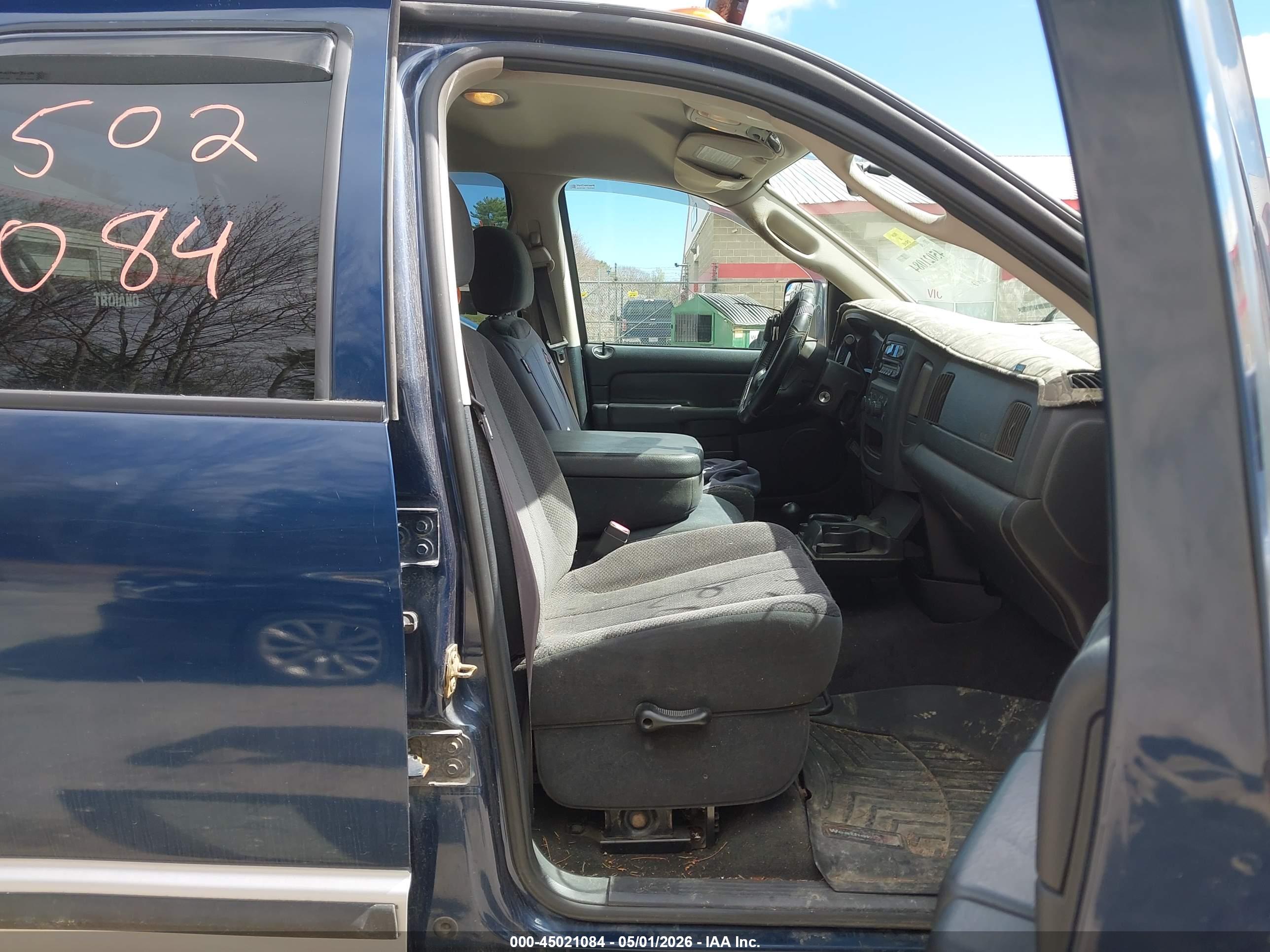 DODGE RAM image 5