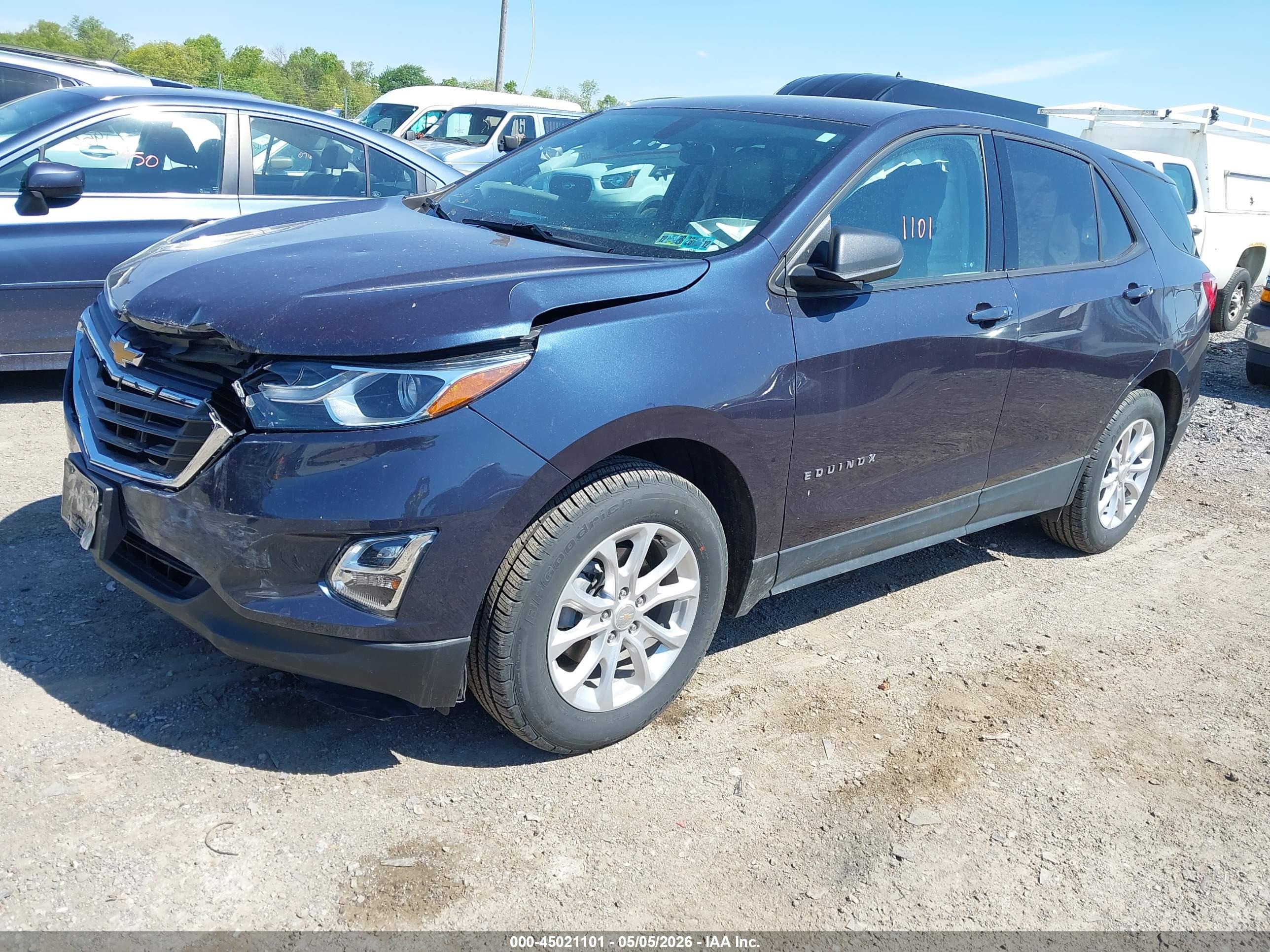 CHEVROLET EQUINOX image 2