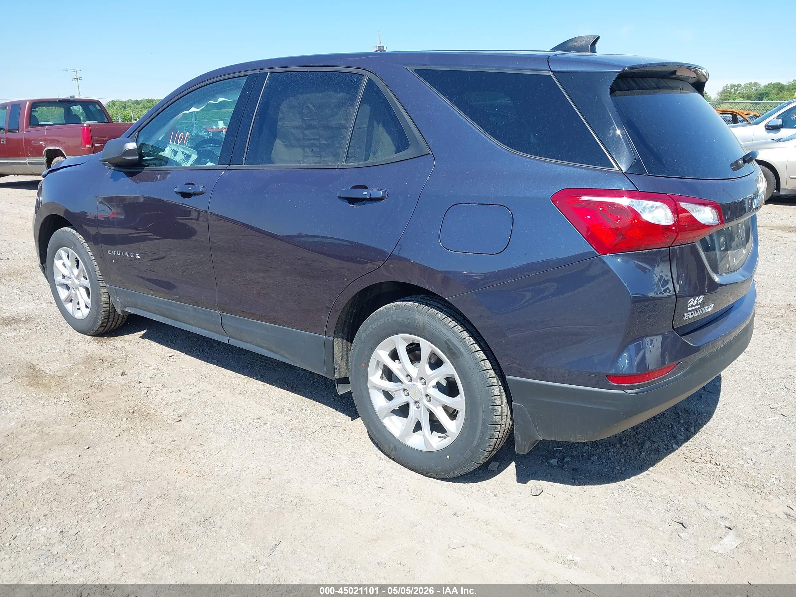 CHEVROLET EQUINOX image 3