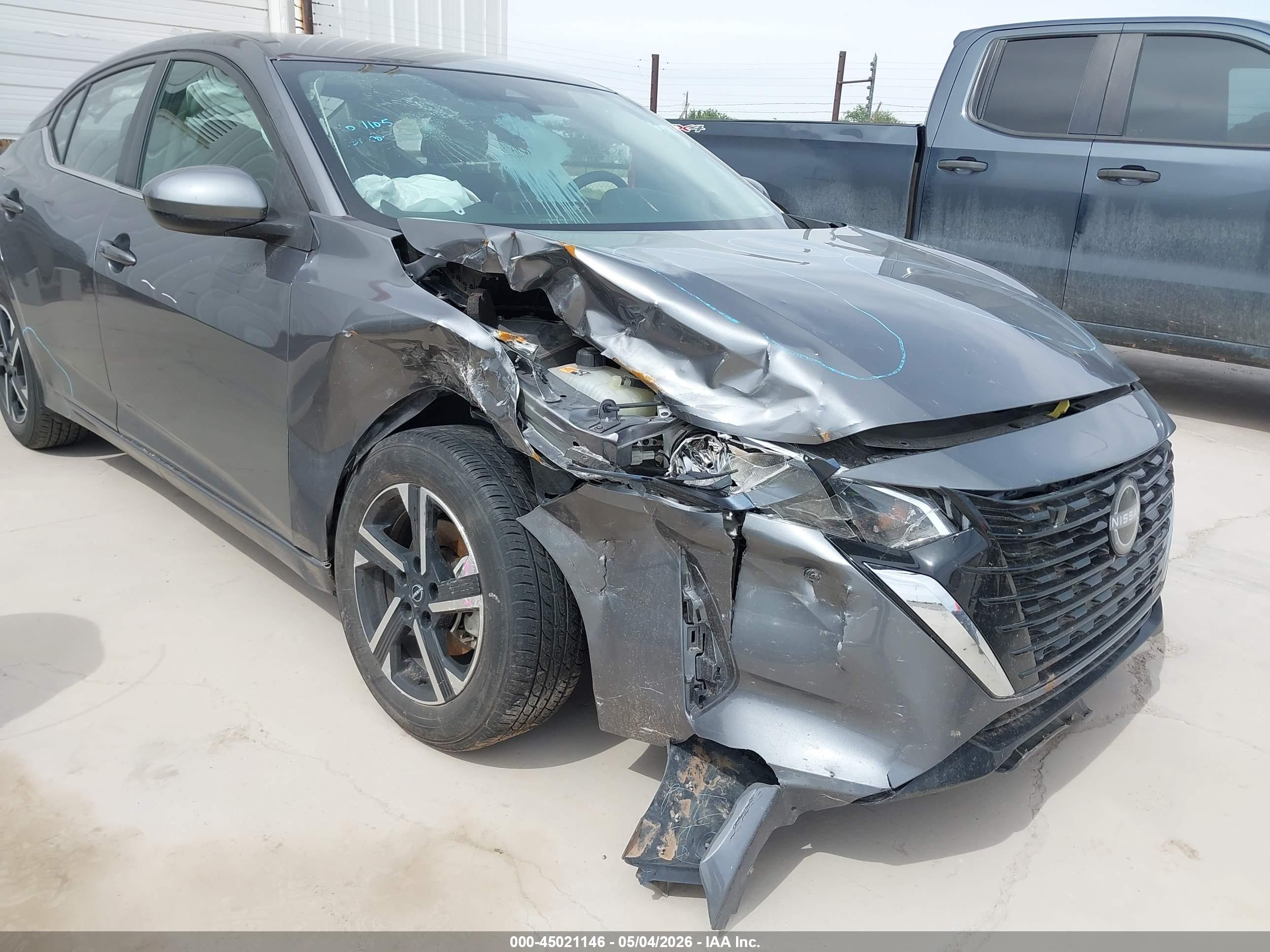 NISSAN SENTRA image 6