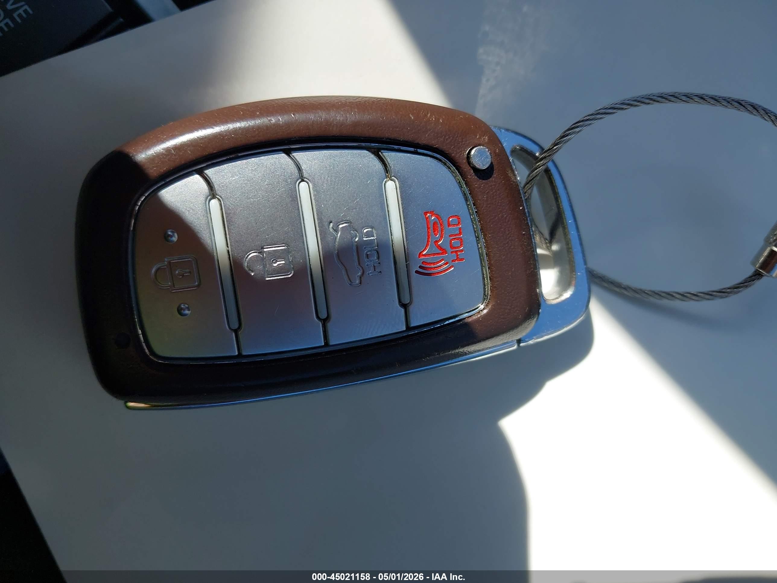 HYUNDAI SONATA image 11