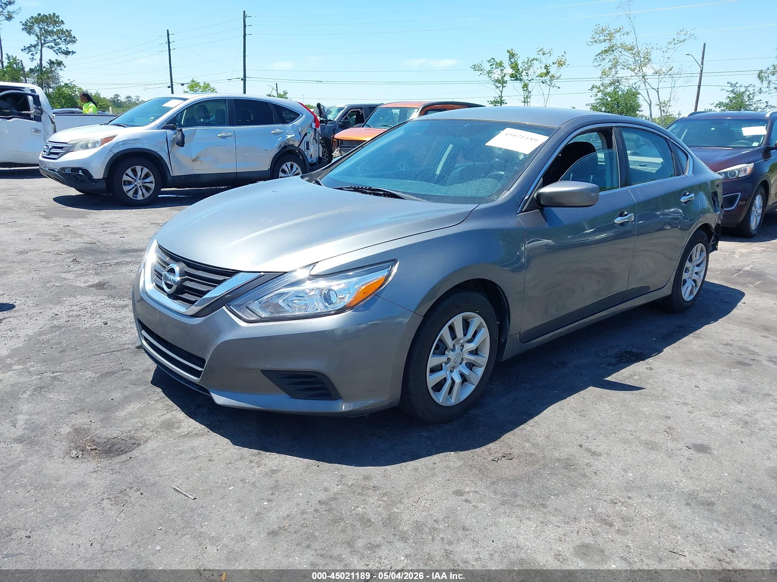 NISSAN ALTIMA image 2