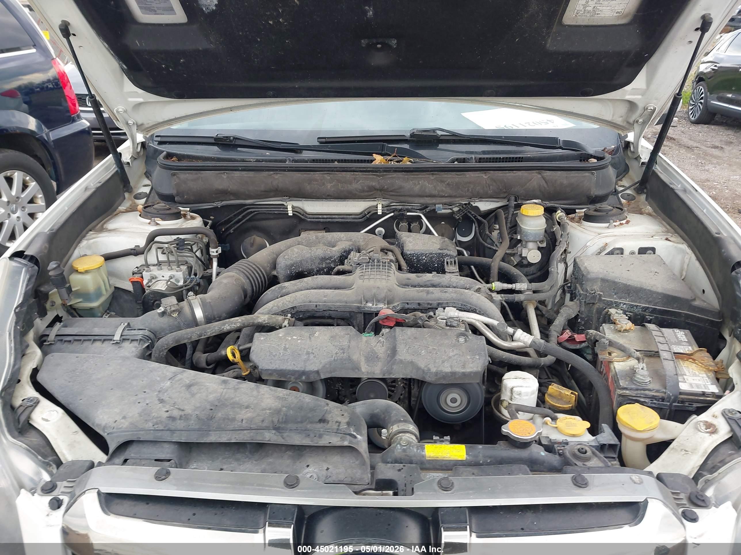 SUBARU OUTBACK image 10