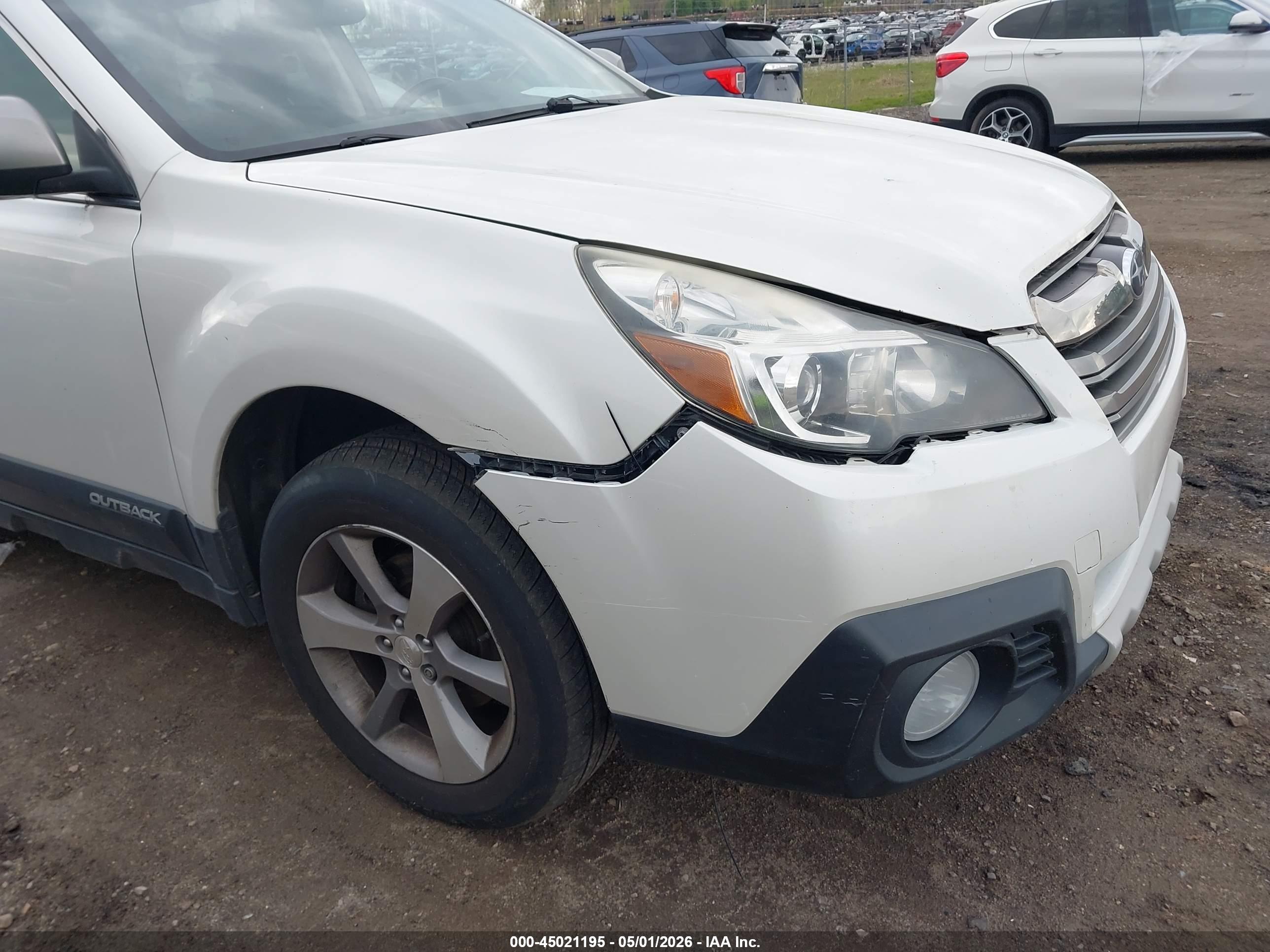 SUBARU OUTBACK image 6