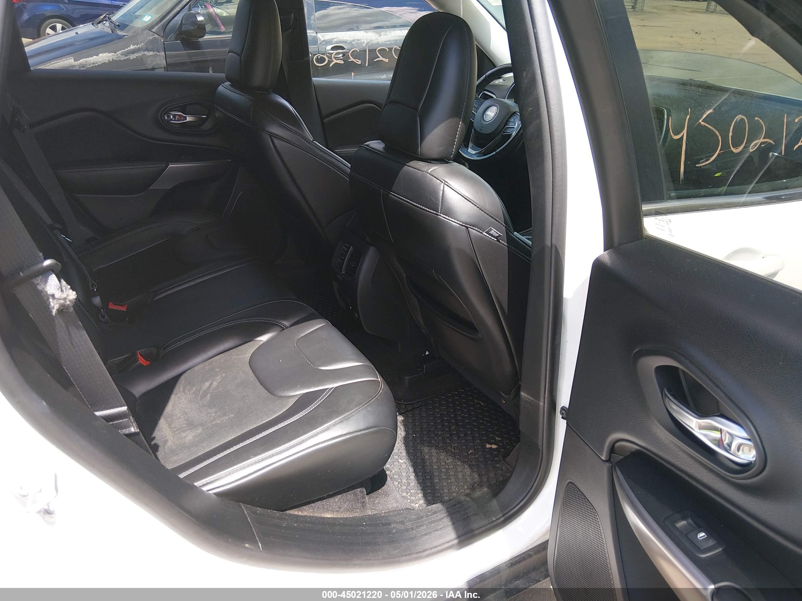 JEEP CHEROKEE image 8