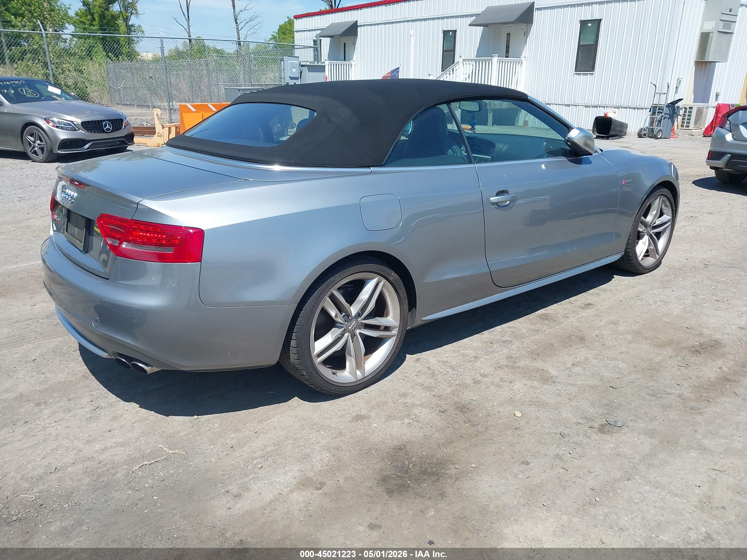 AUDI S5 image 4