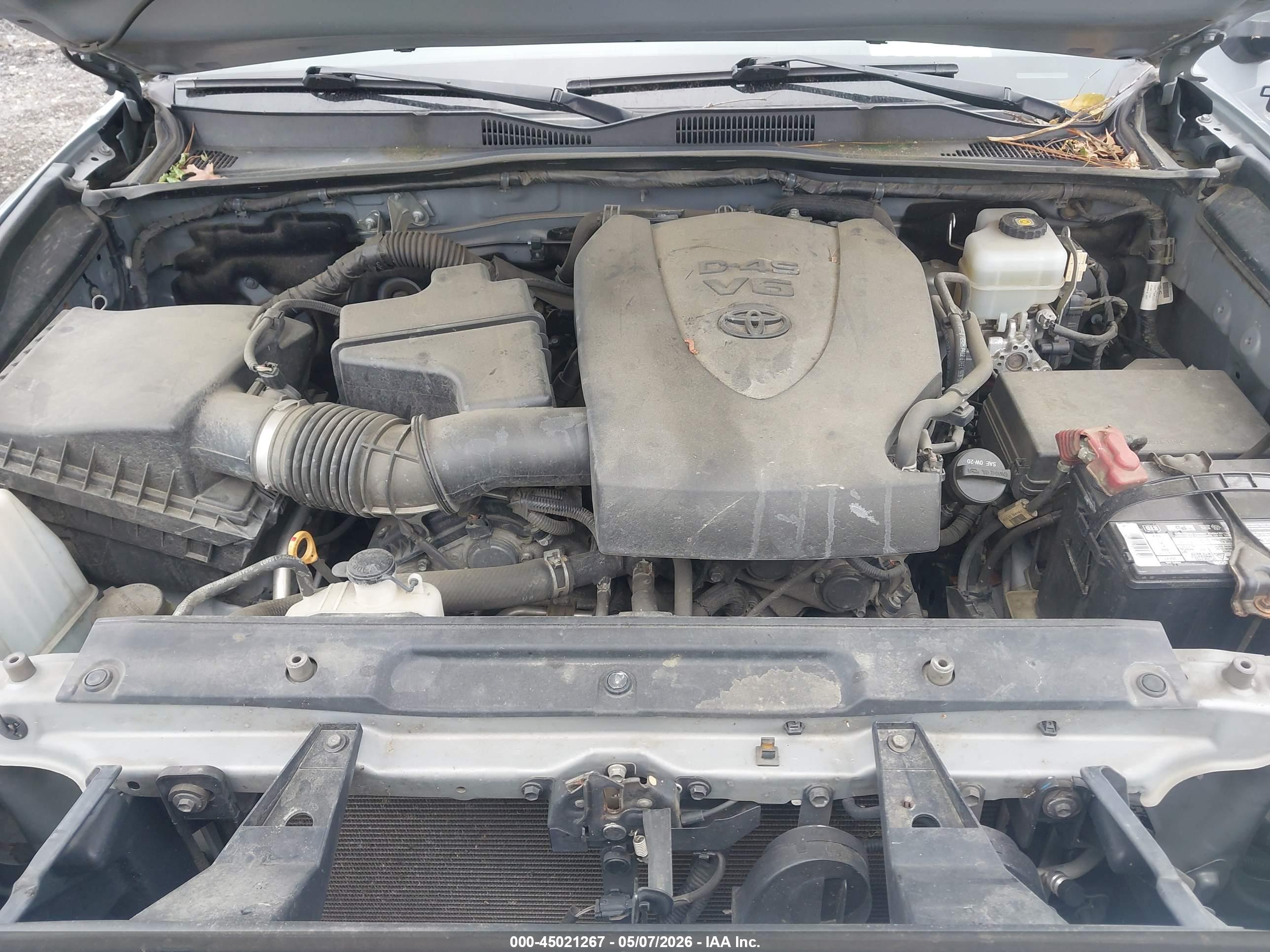 TOYOTA TACOMA image 10