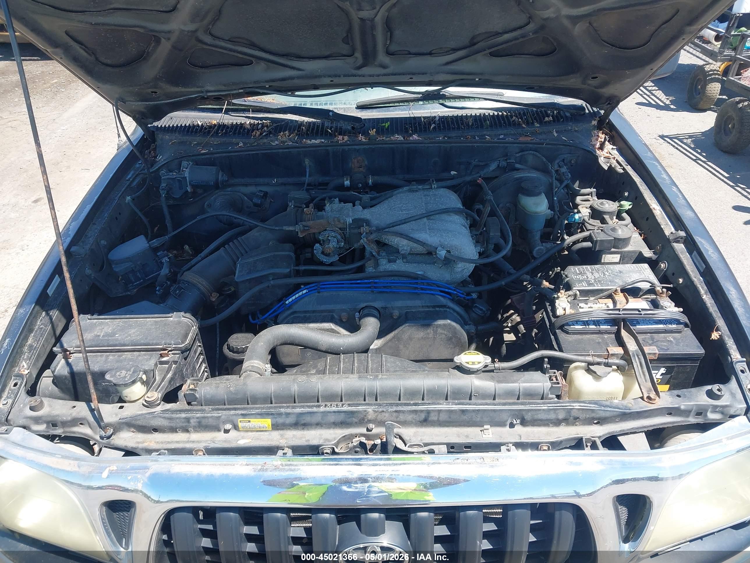 TOYOTA TACOMA image 10