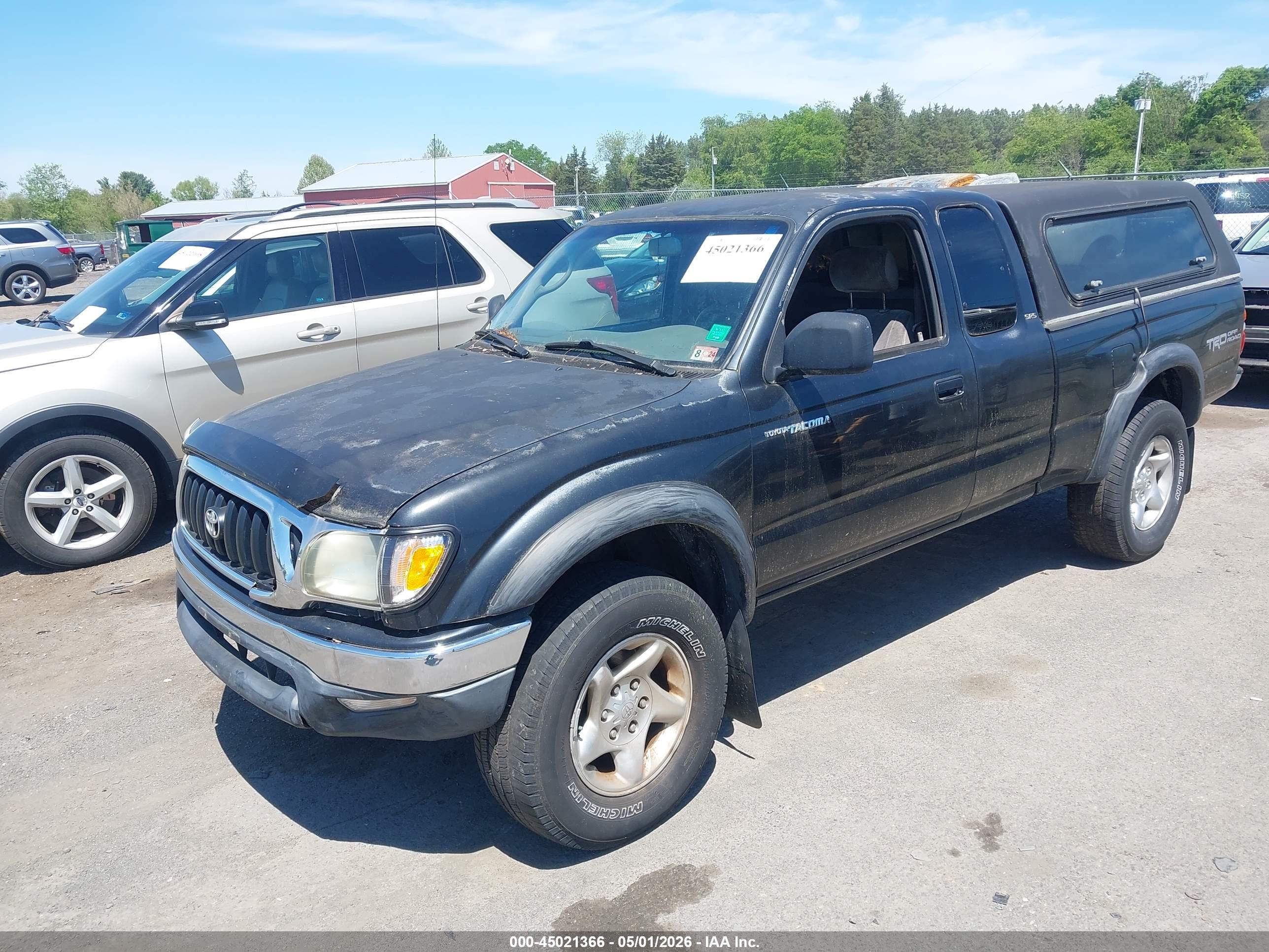 TOYOTA TACOMA image 2
