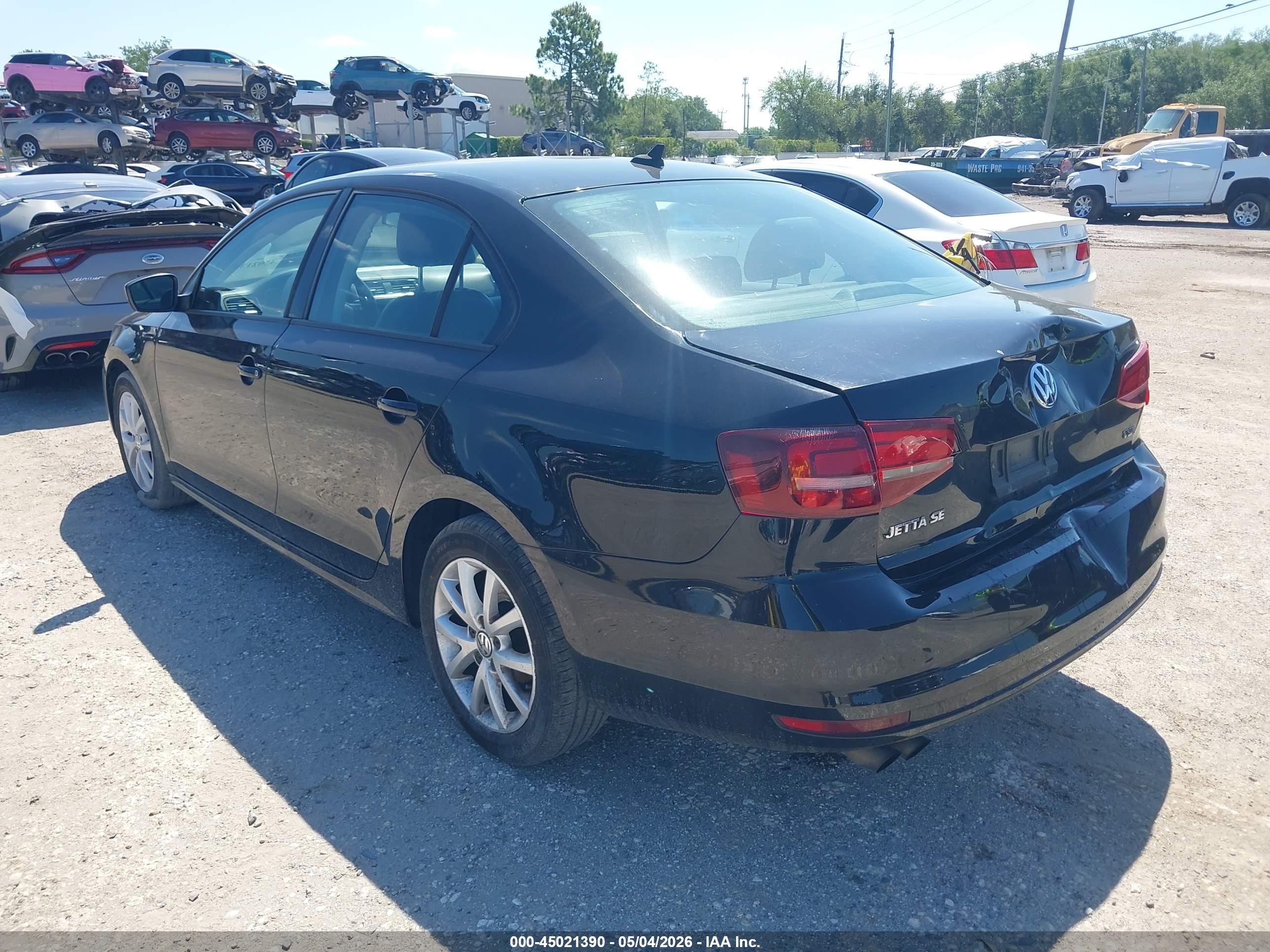 VOLKSWAGEN JETTA image 3