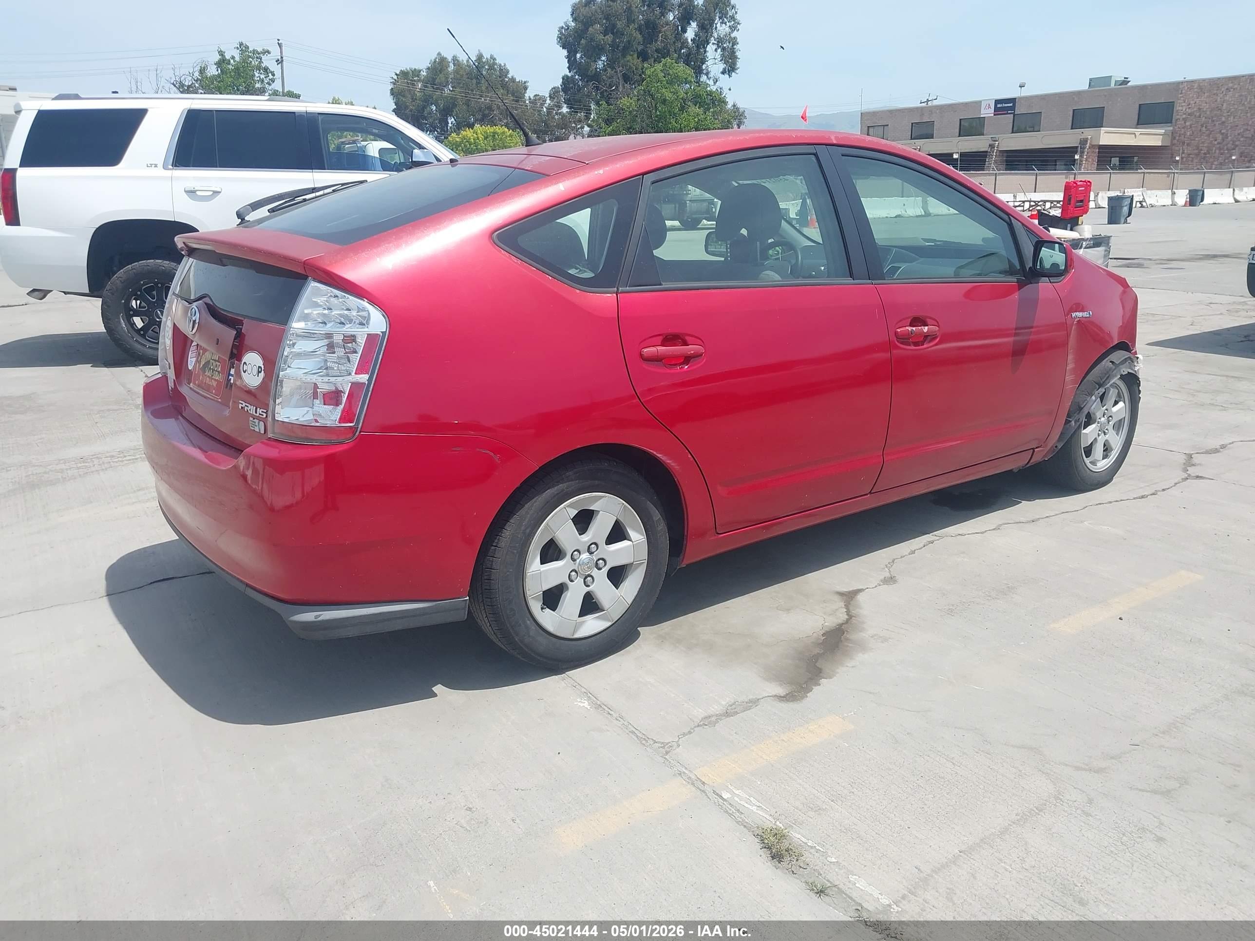 TOYOTA PRIUS image 4