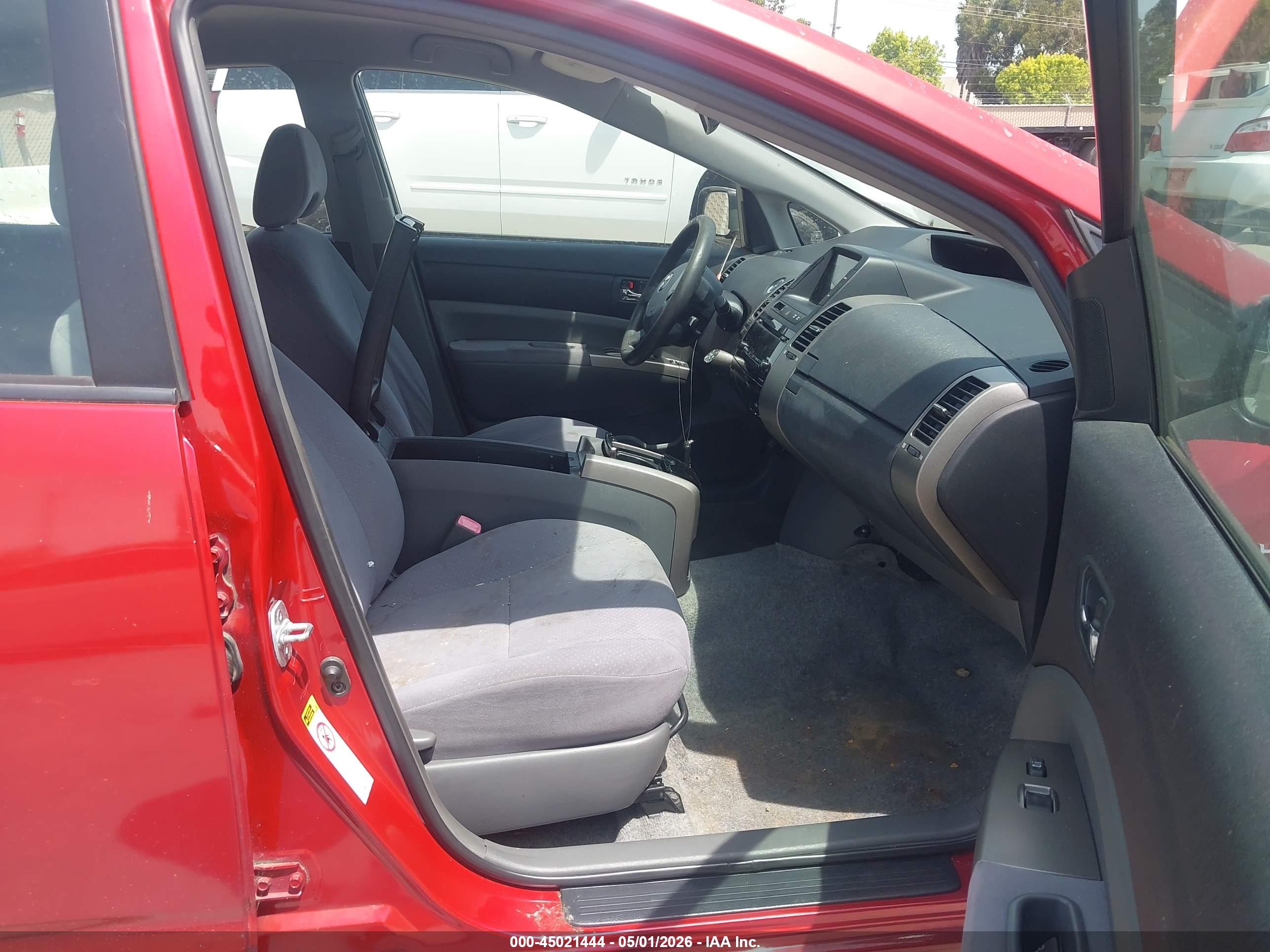 TOYOTA PRIUS image 5