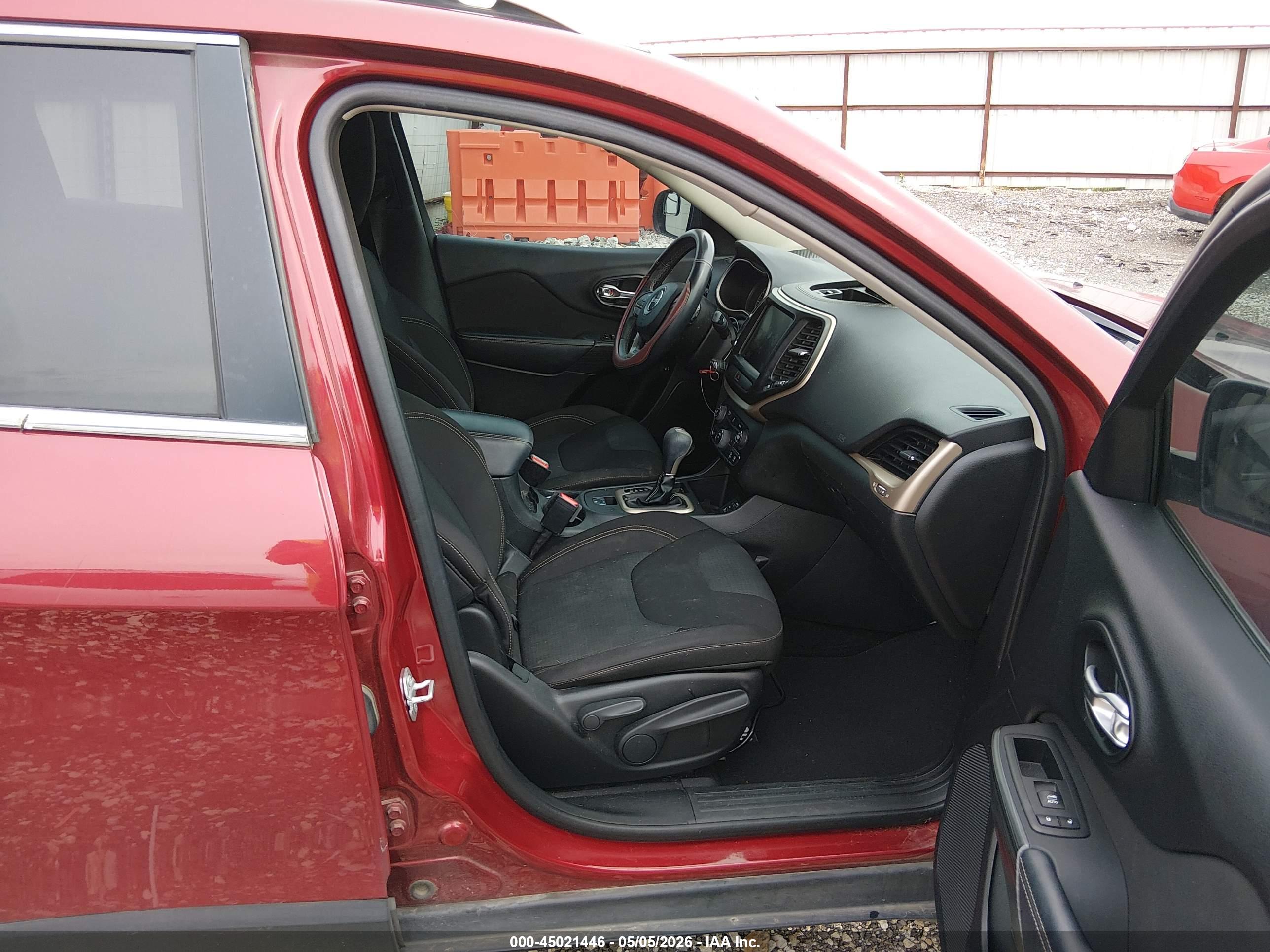 JEEP CHEROKEE image 5