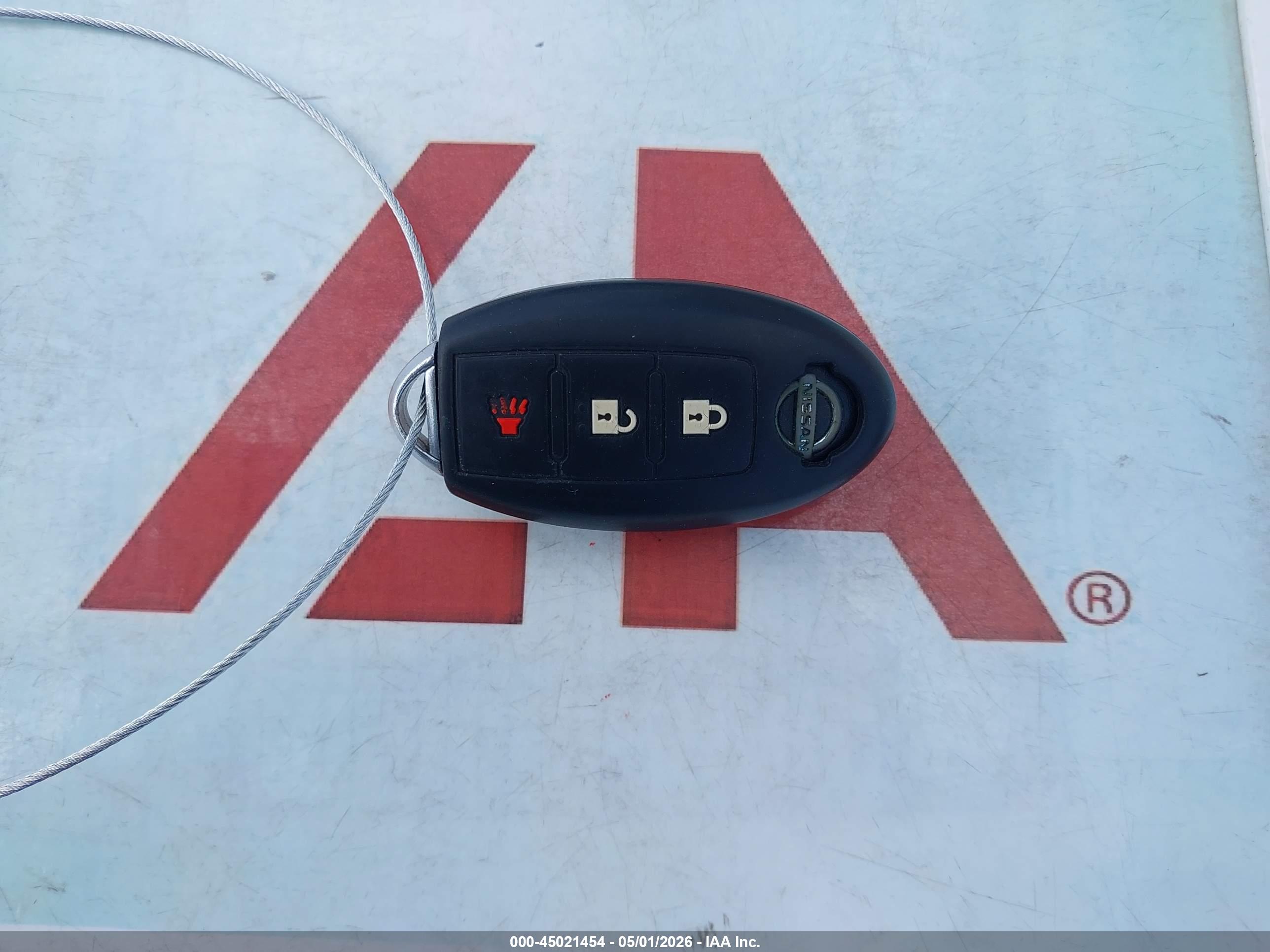 NISSAN ROGUE image 11