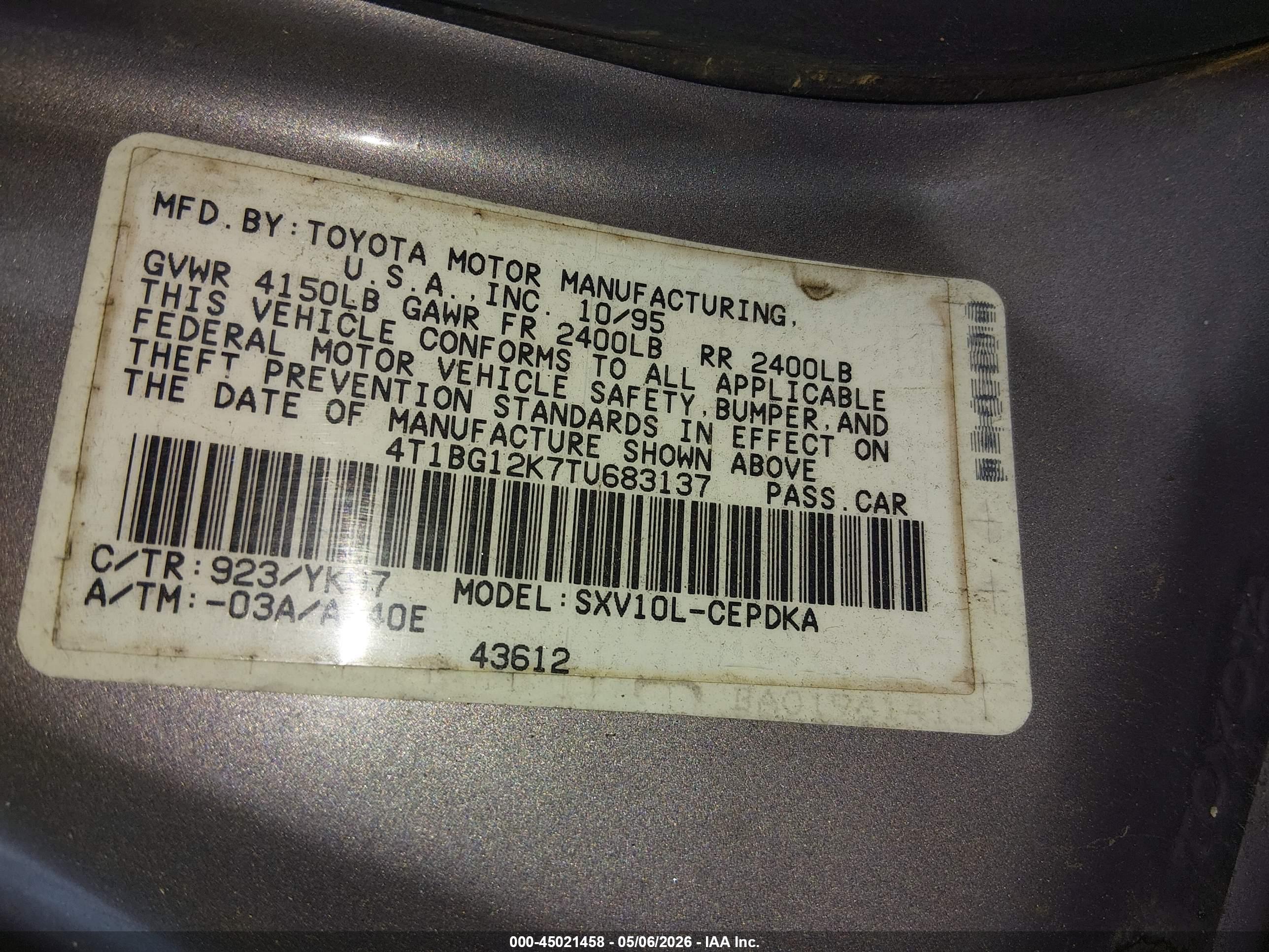 TOYOTA CAMRY image 9