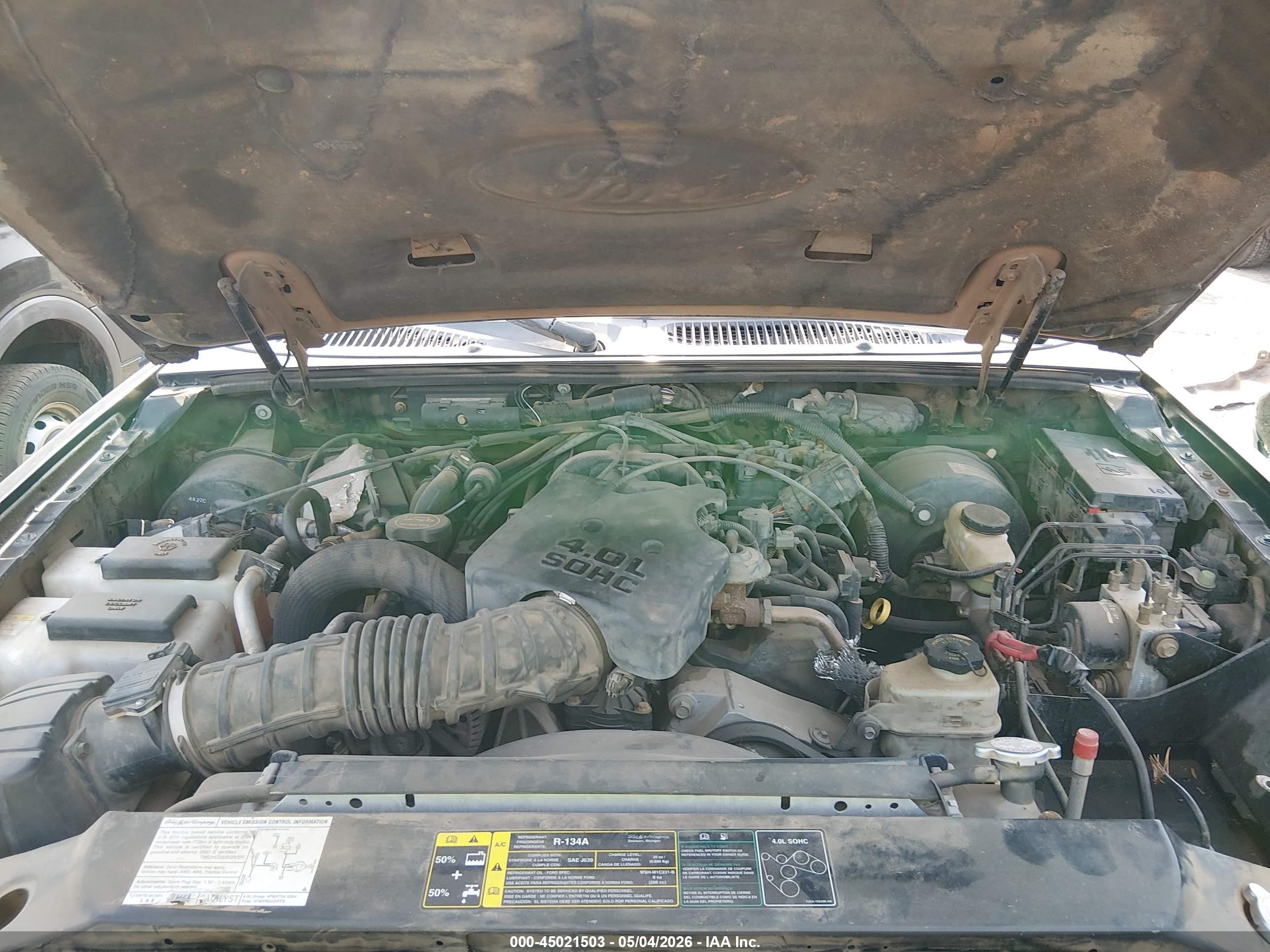 FORD EXPLORER image 10