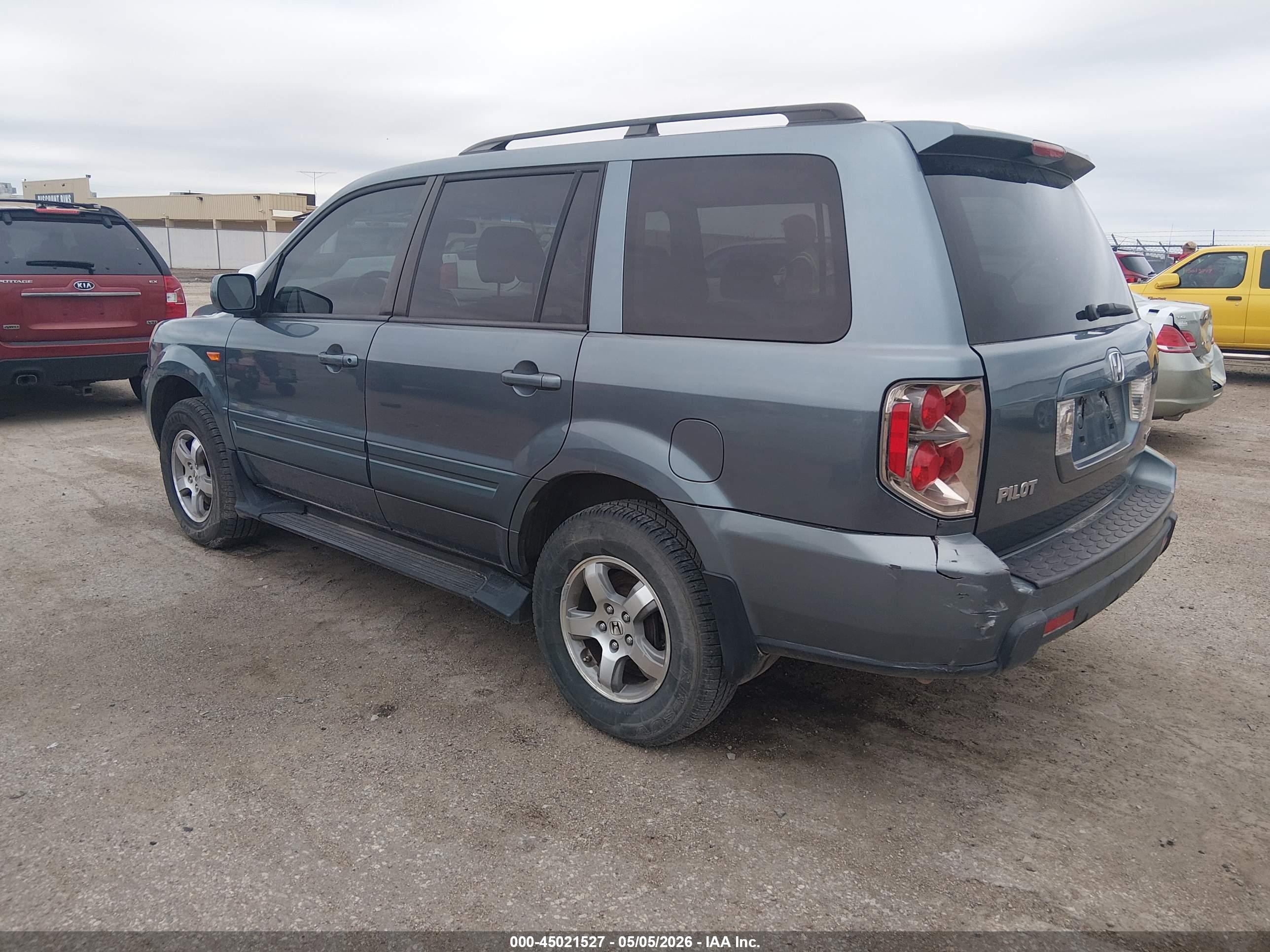 HONDA PILOT image 3