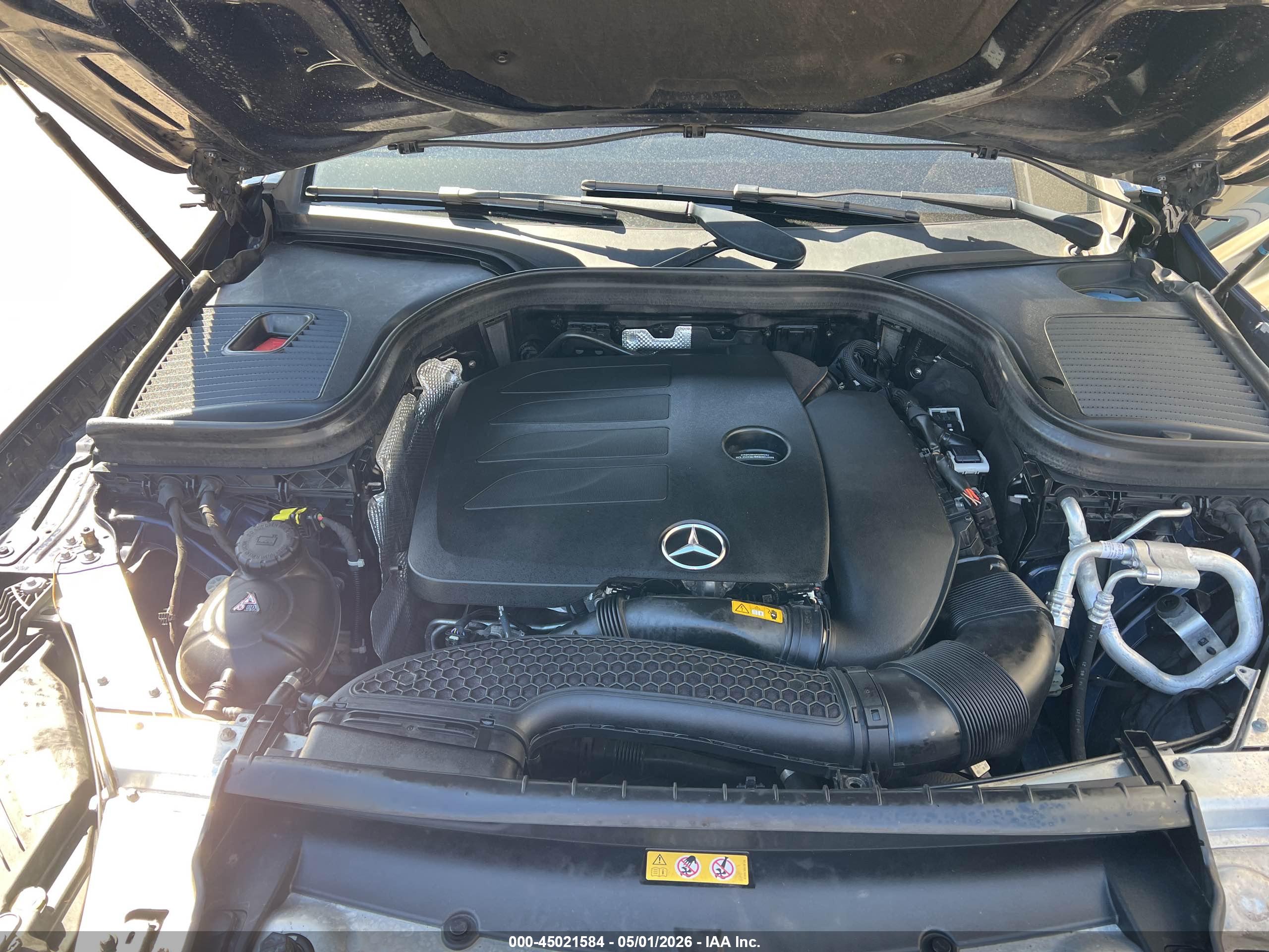 MERCEDES-BENZ GLC image 10