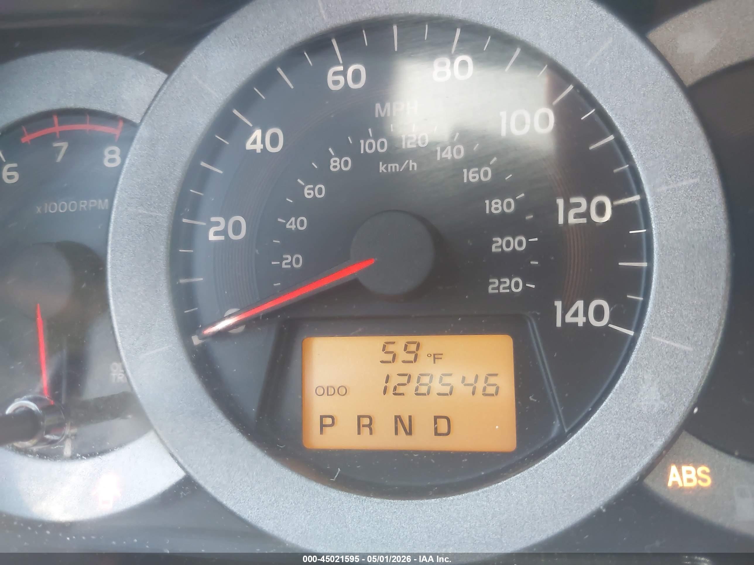 TOYOTA RAV4 image 7