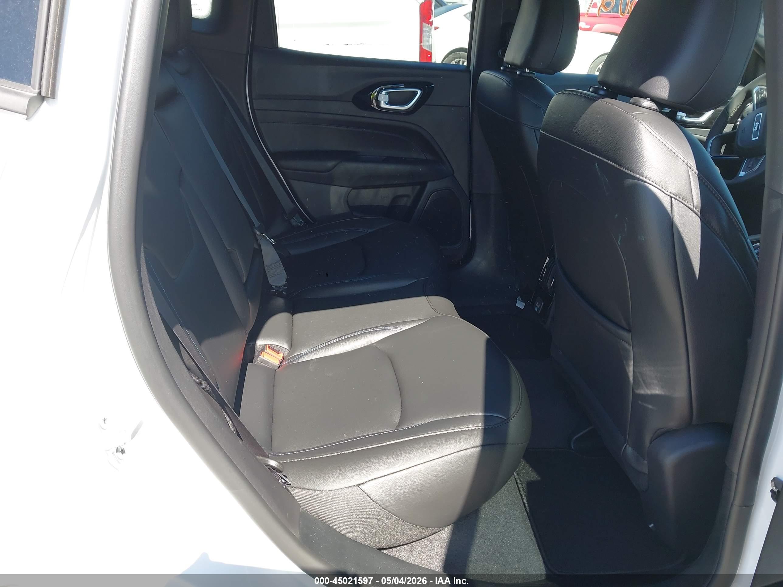 JEEP COMPASS image 8