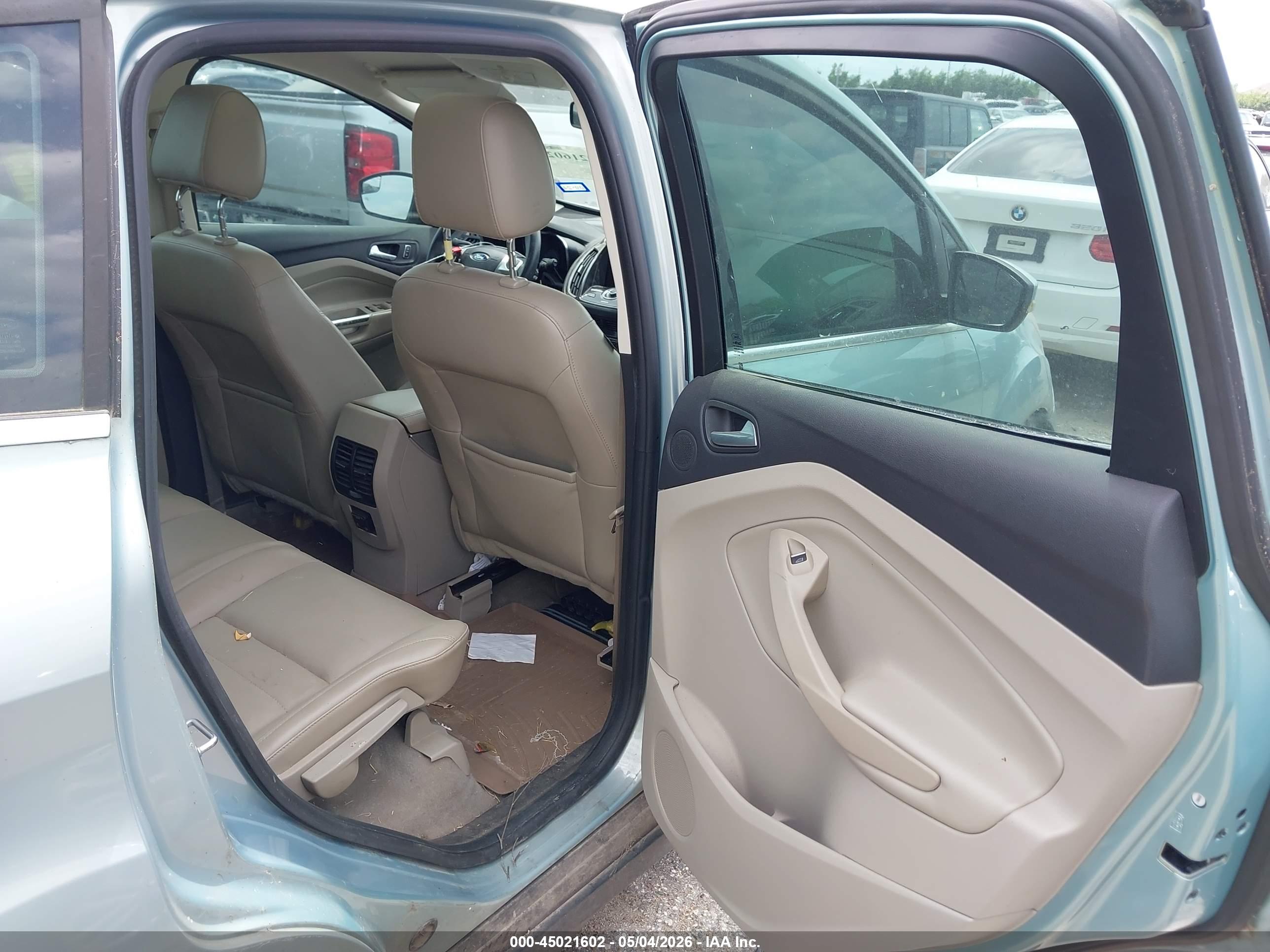FORD C-MAX image 8