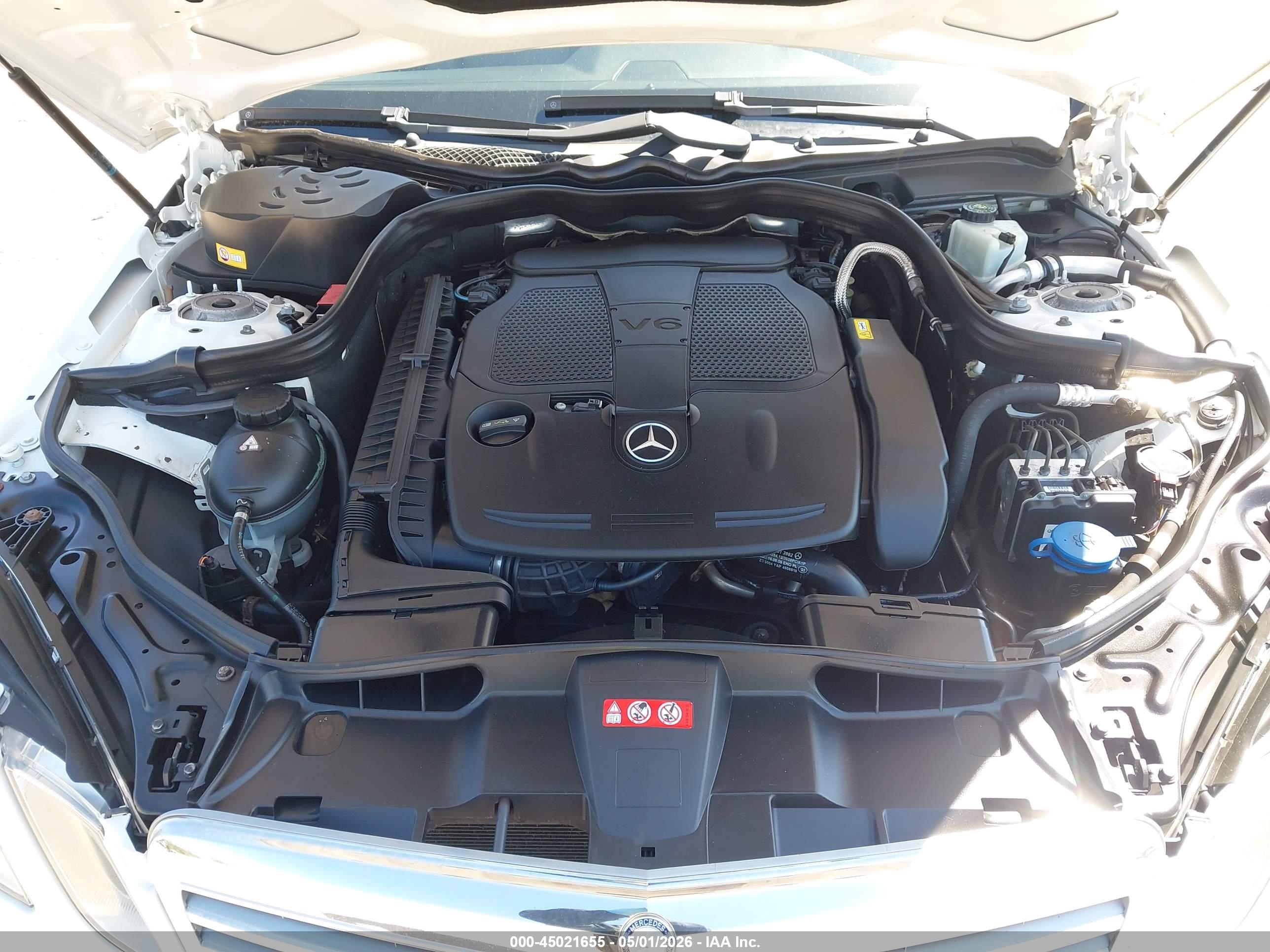 MERCEDES-BENZ E image 10