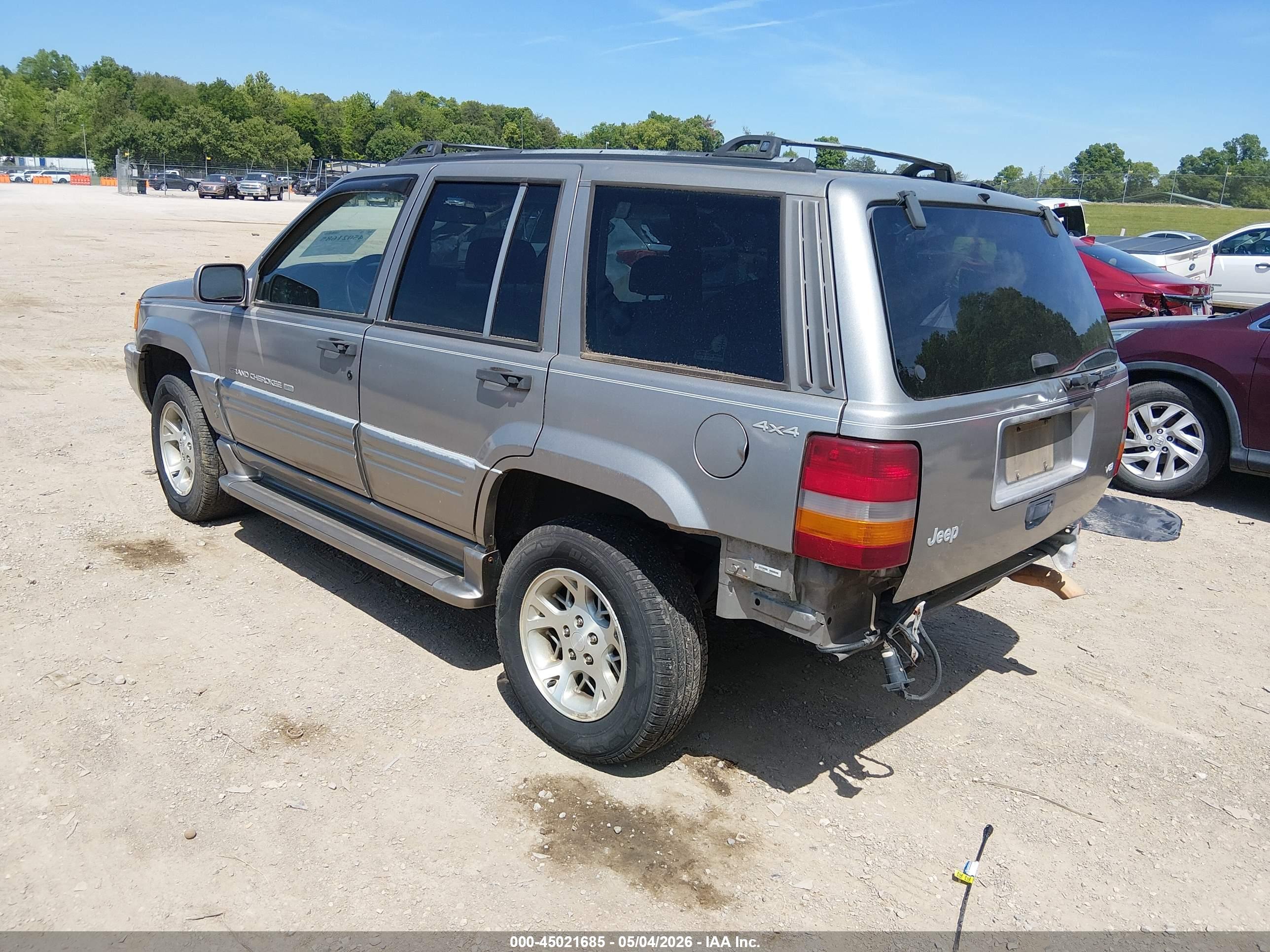 JEEP GRAND image 3