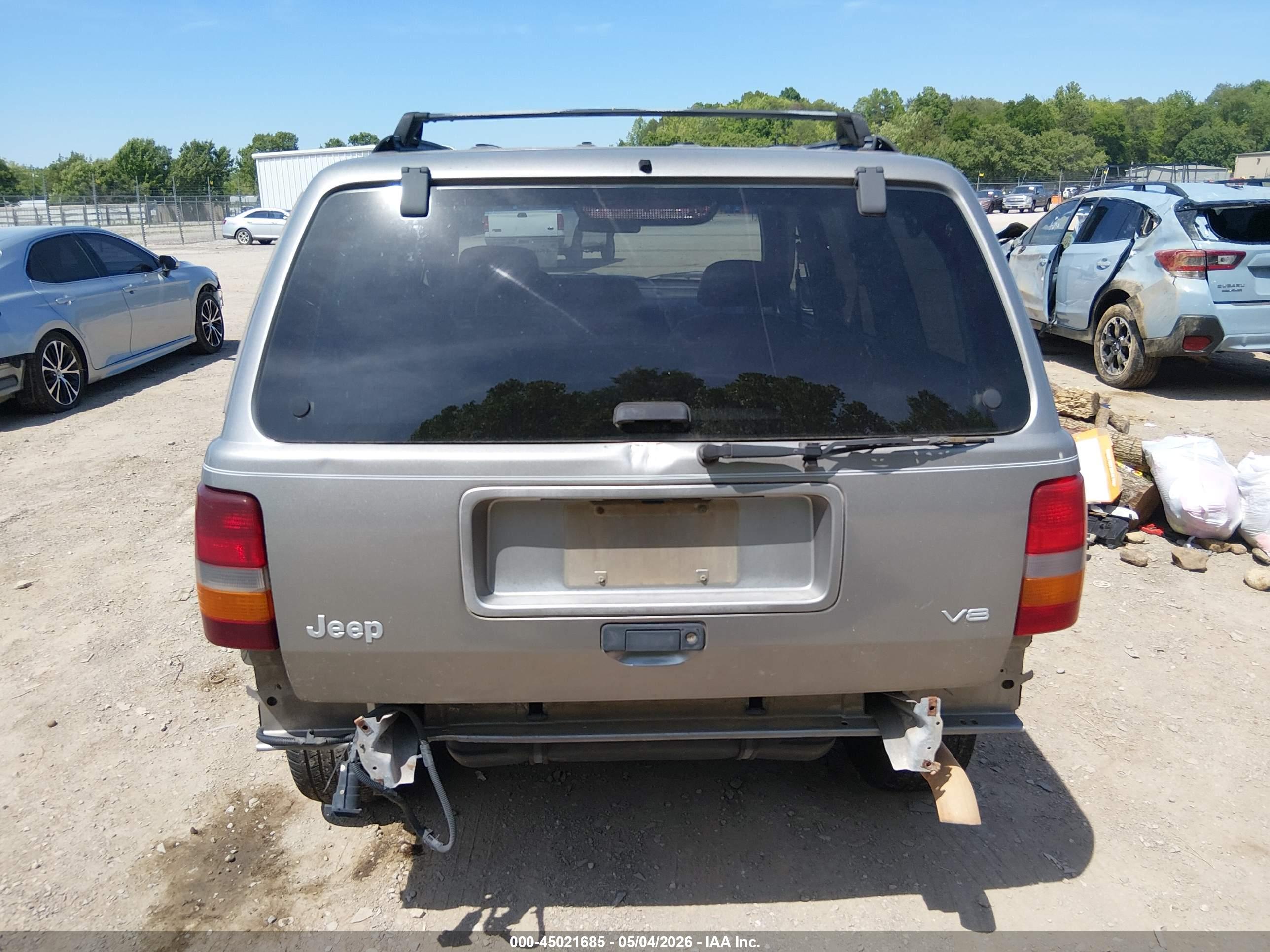 JEEP GRAND image 6