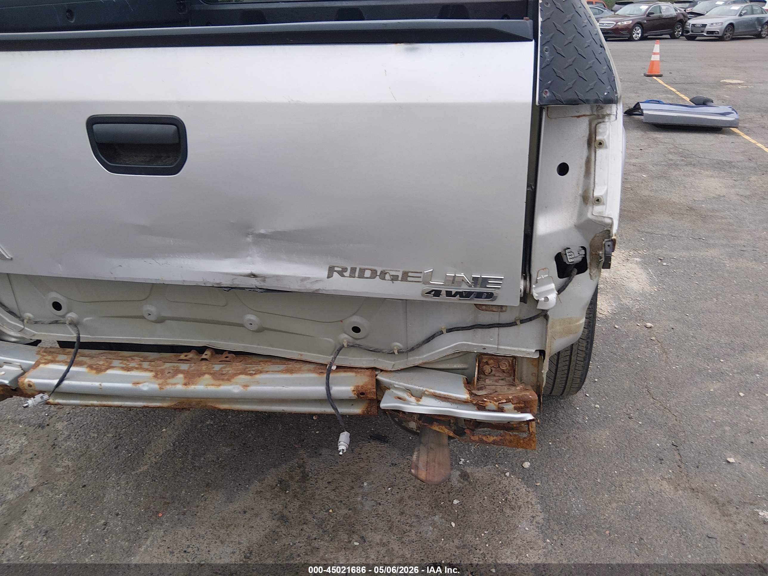 HONDA RIDGELINE image 6