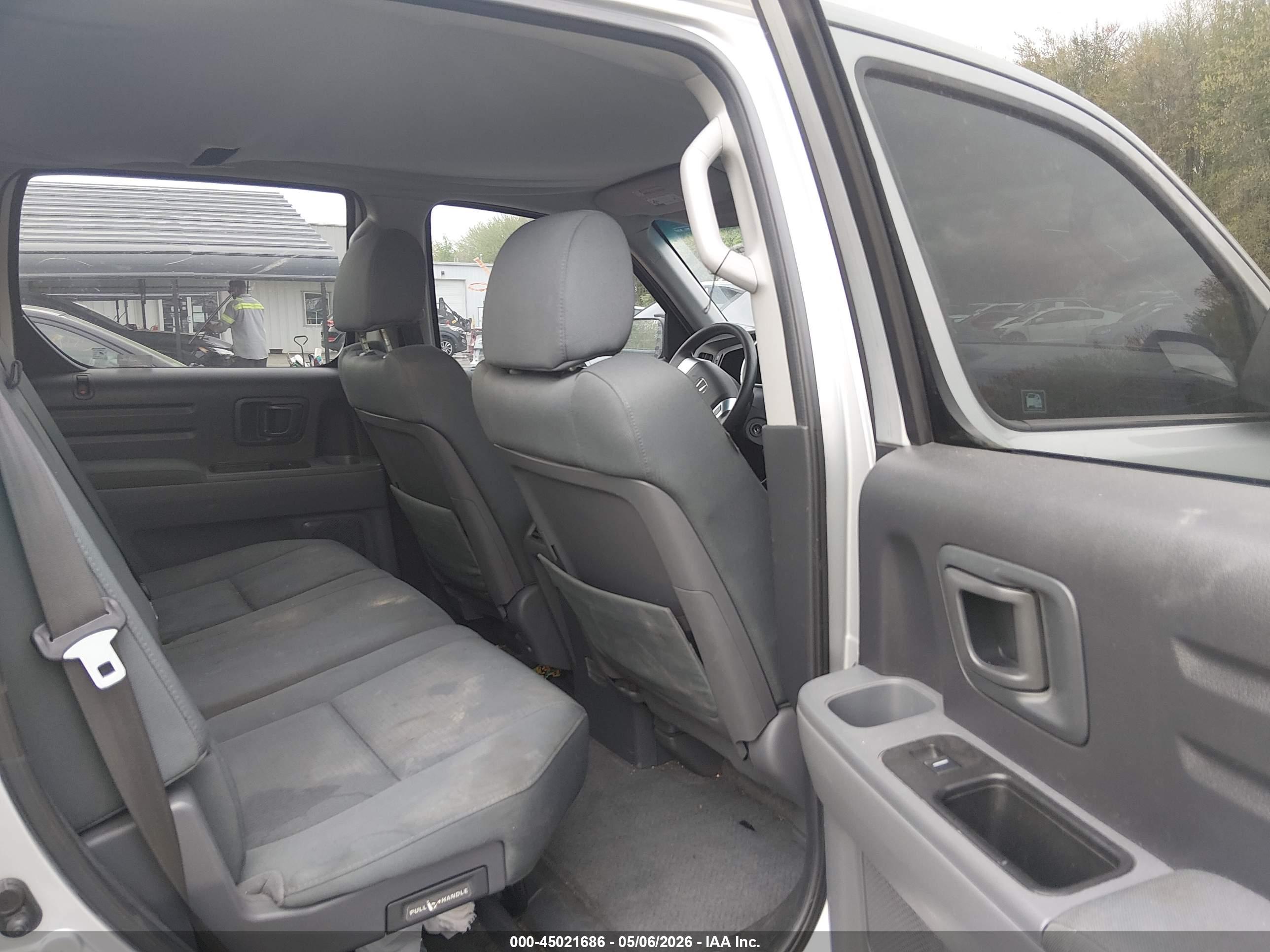 HONDA RIDGELINE image 8